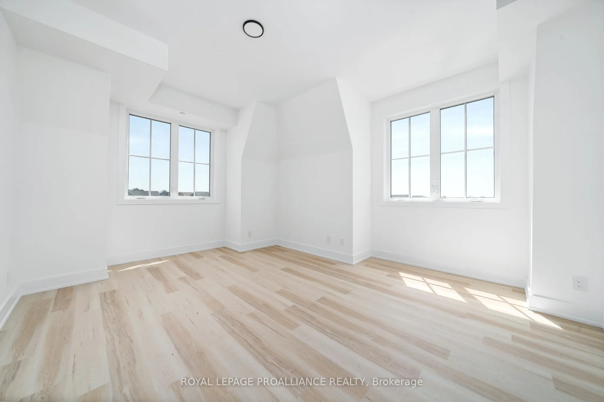 941 Charles Wilson Parkway, #302