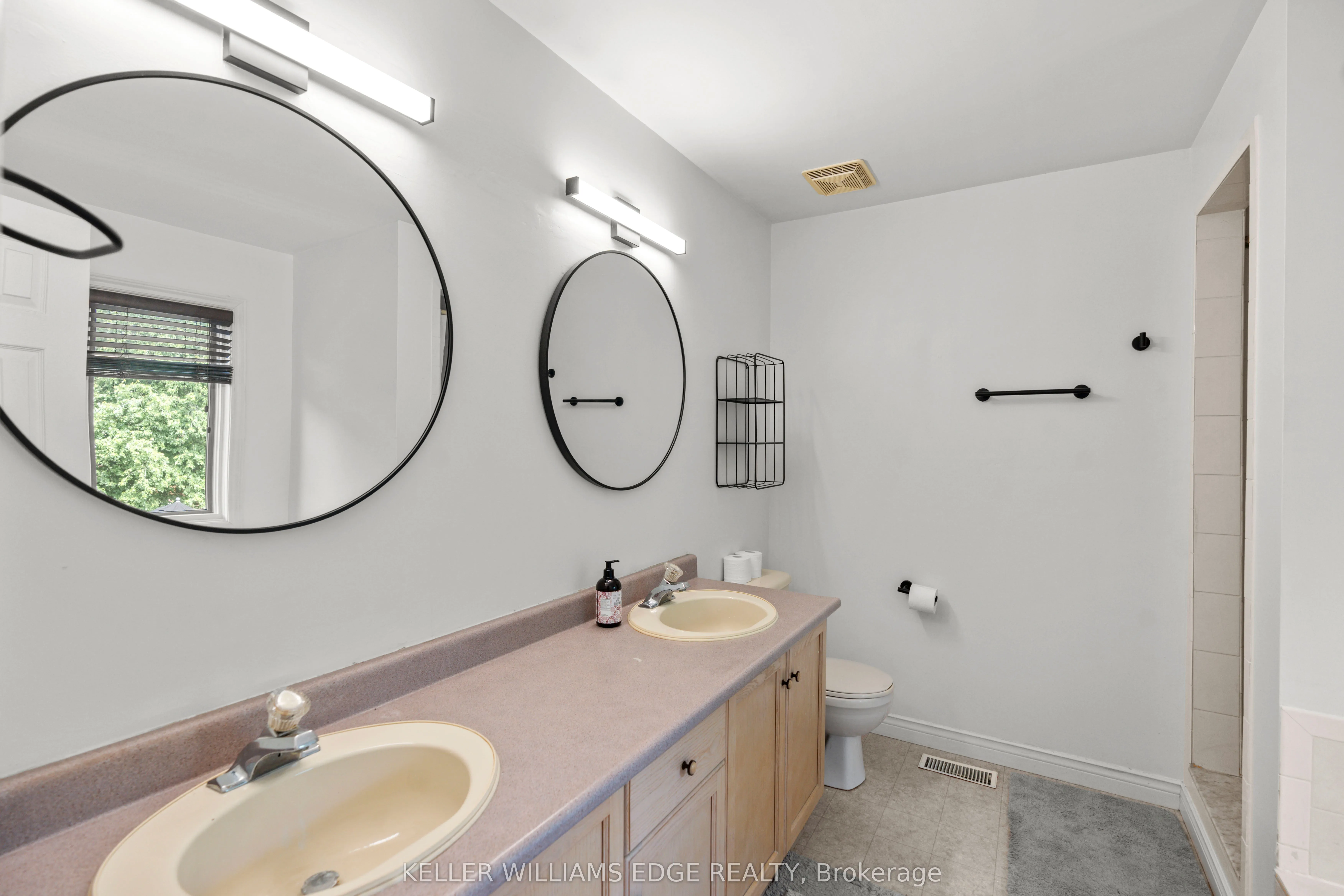 320 Hamilton Drive, #10