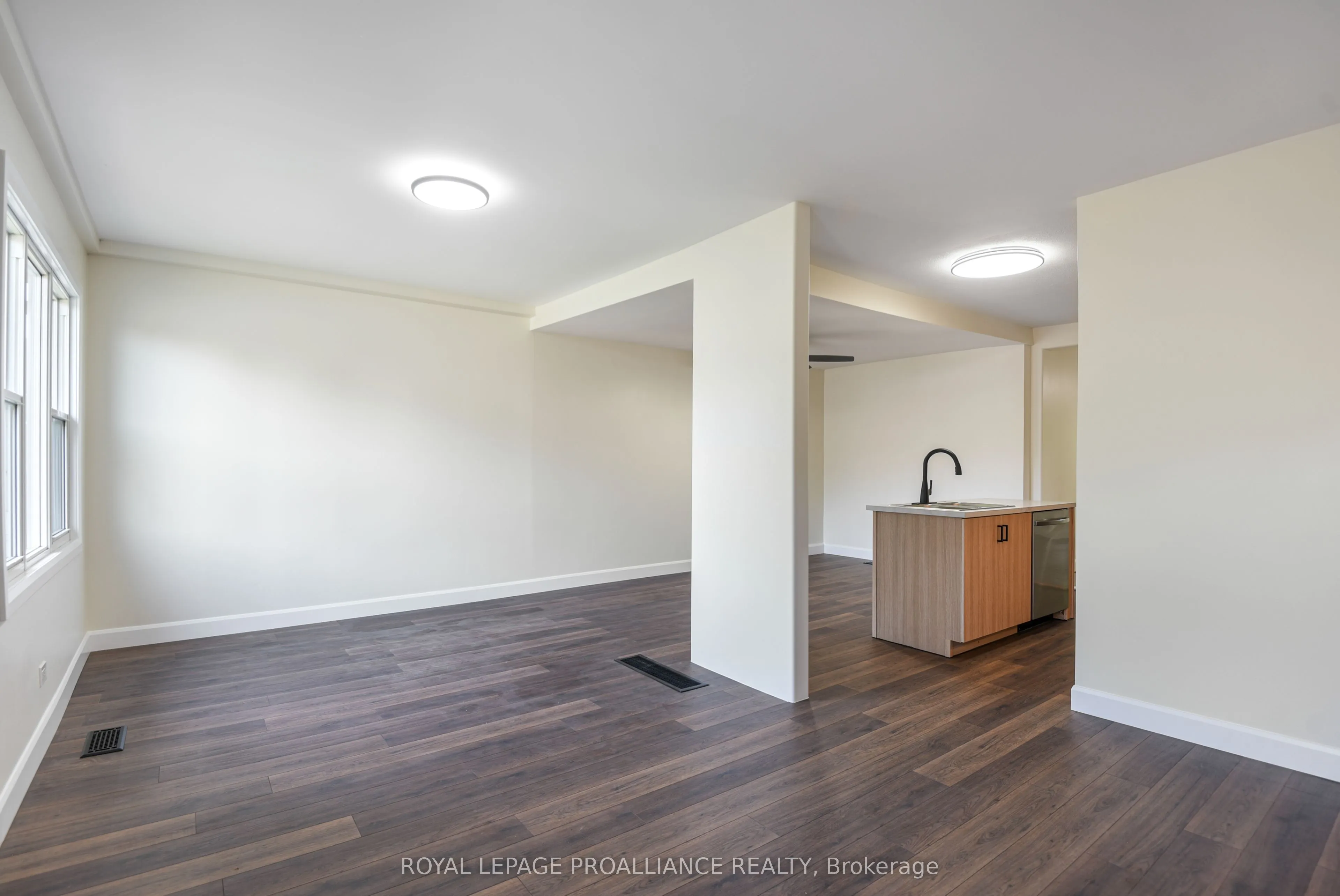 11 Broadway Avenue
