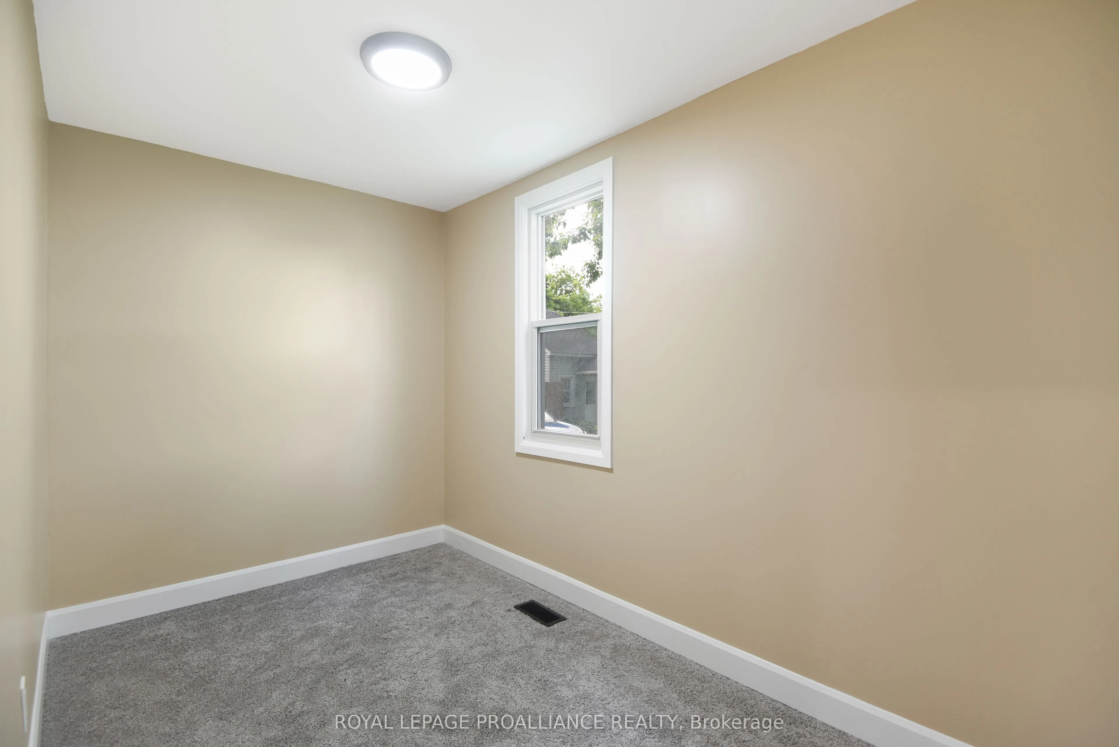 11 Broadway Avenue