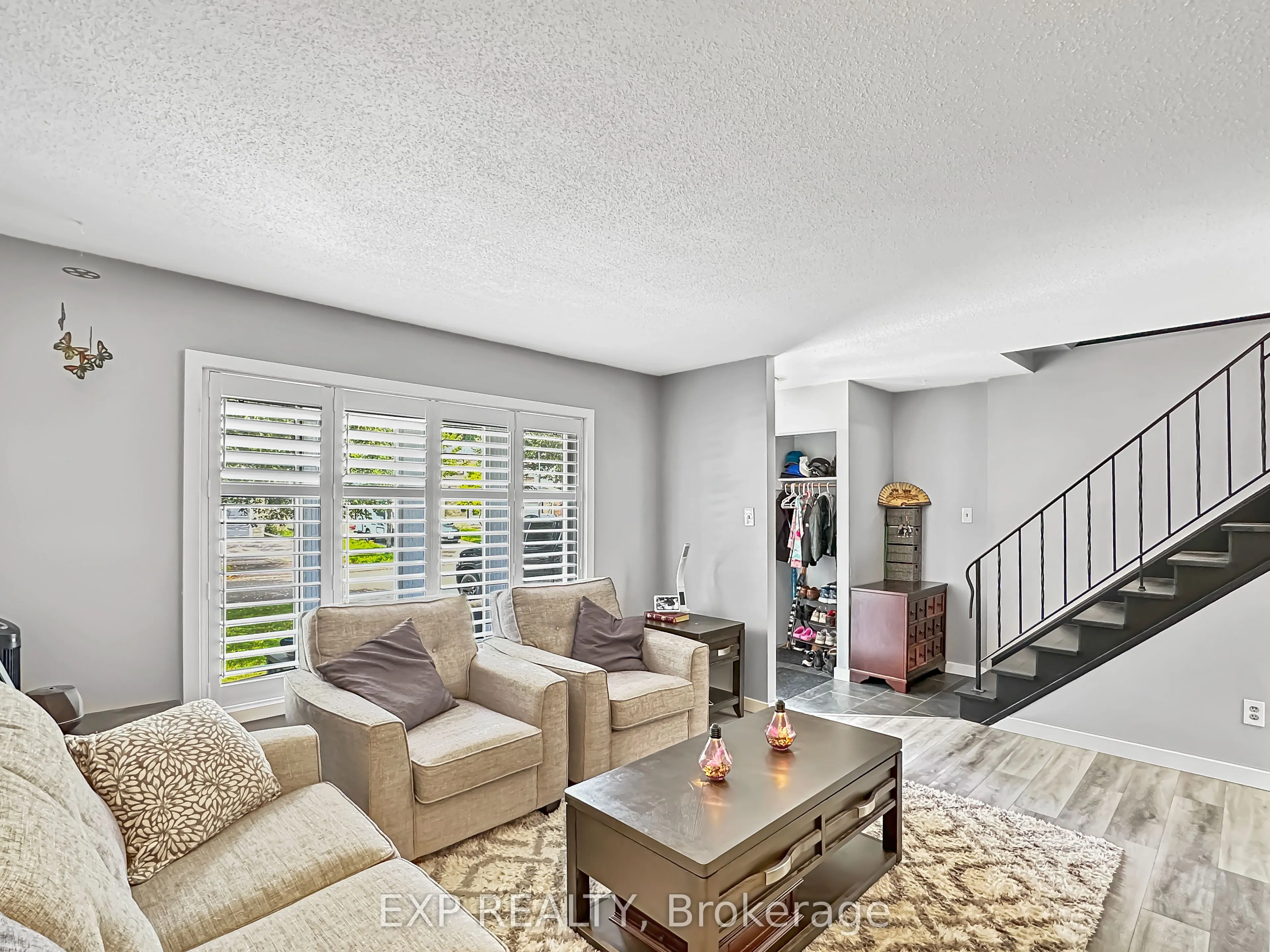 7 Acton Crescent