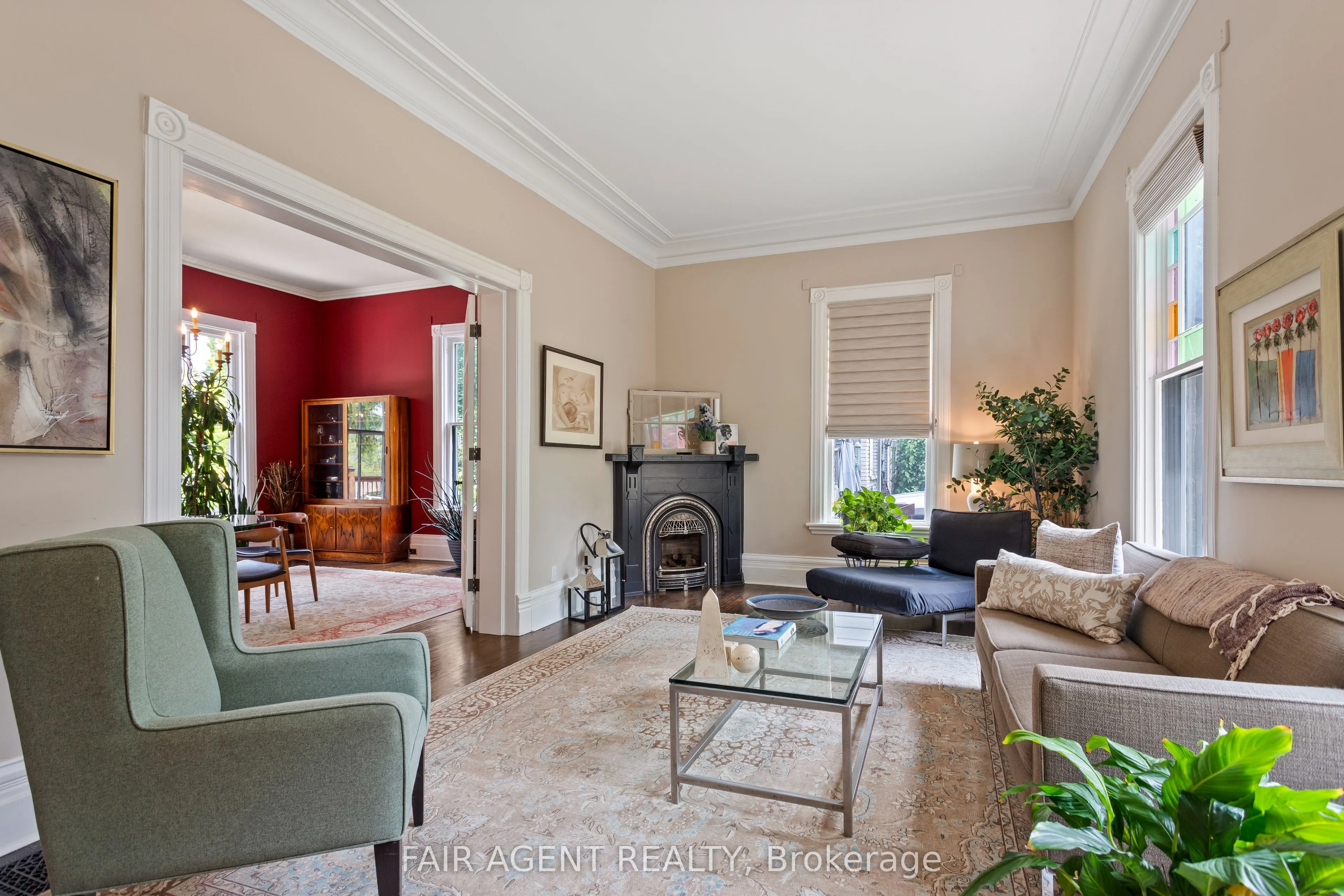 26 DALY Avenue