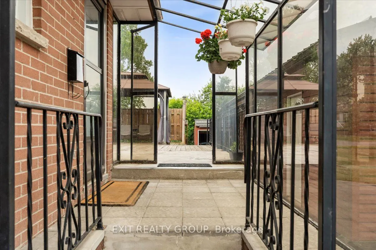 29 Barry Road