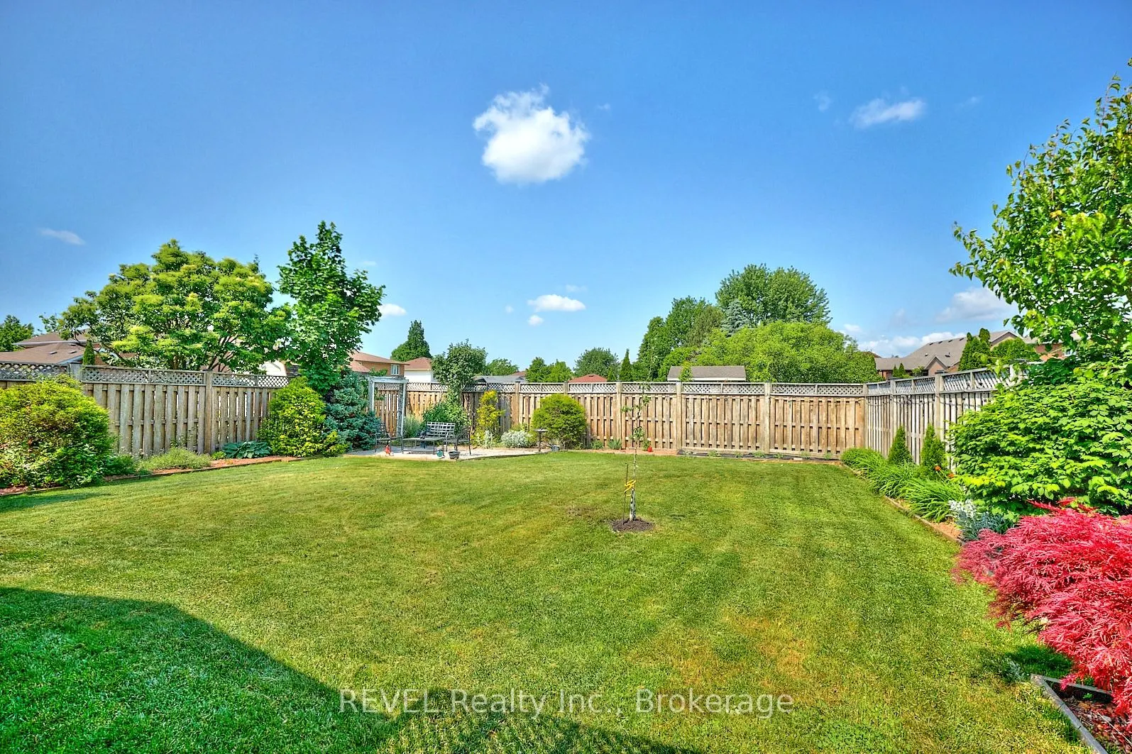 8007 Oakridge Drive