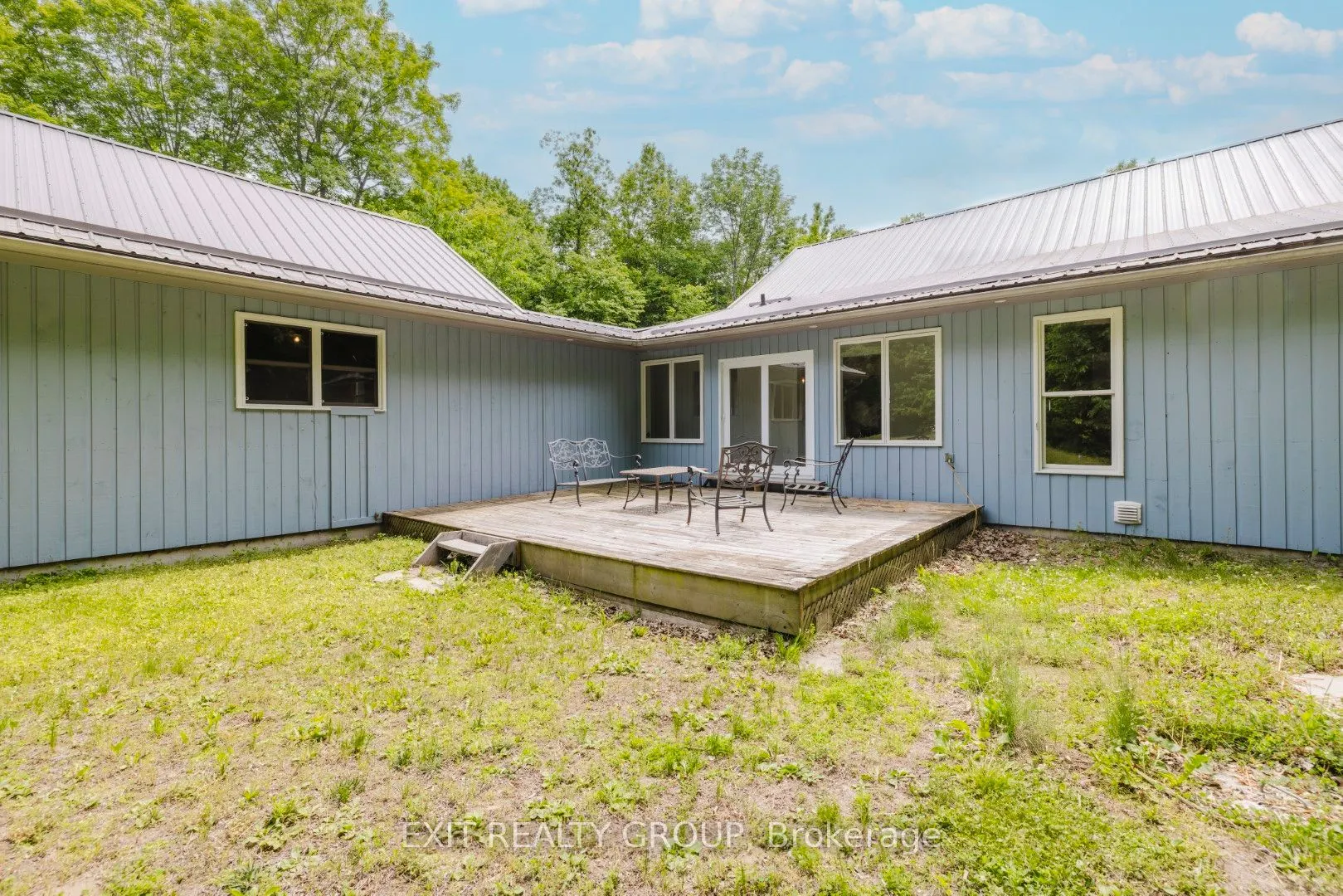 461 Douglas Road
