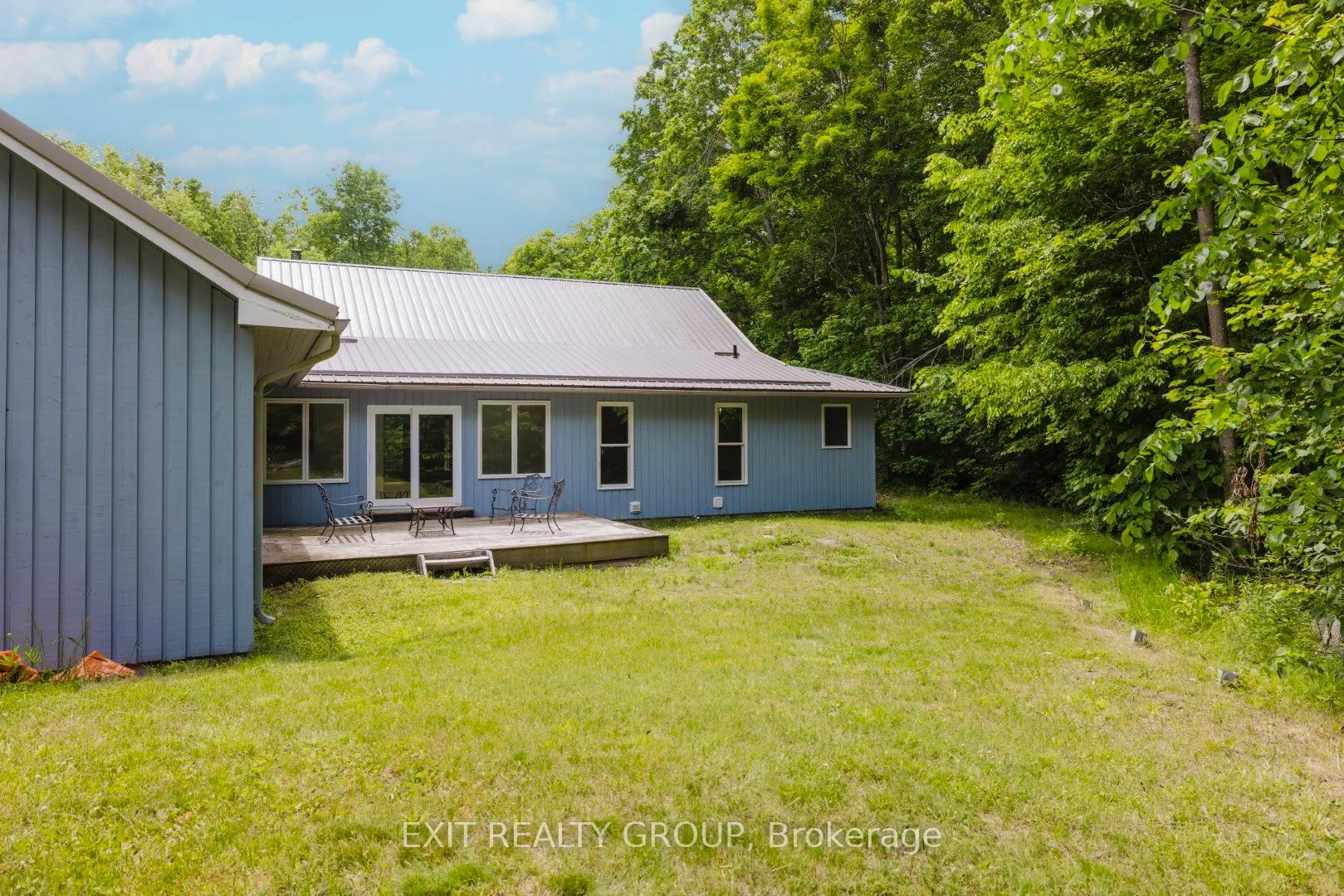461 Douglas Road