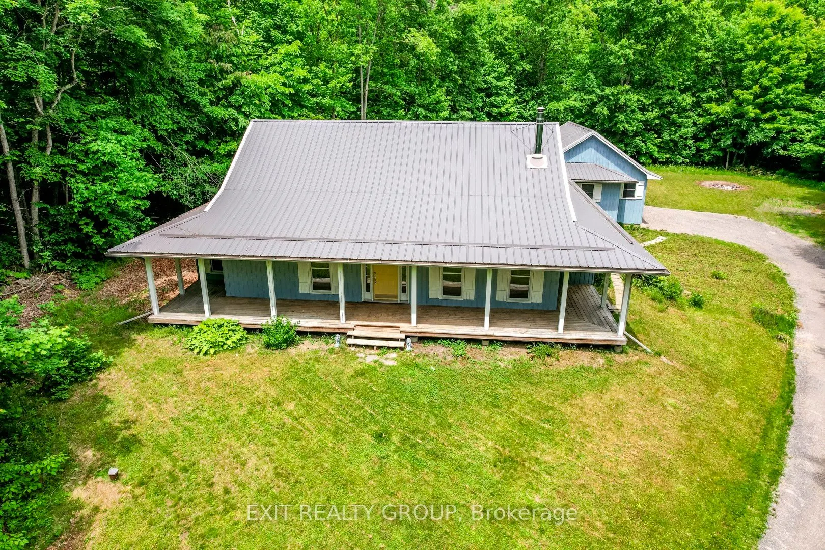461 Douglas Road