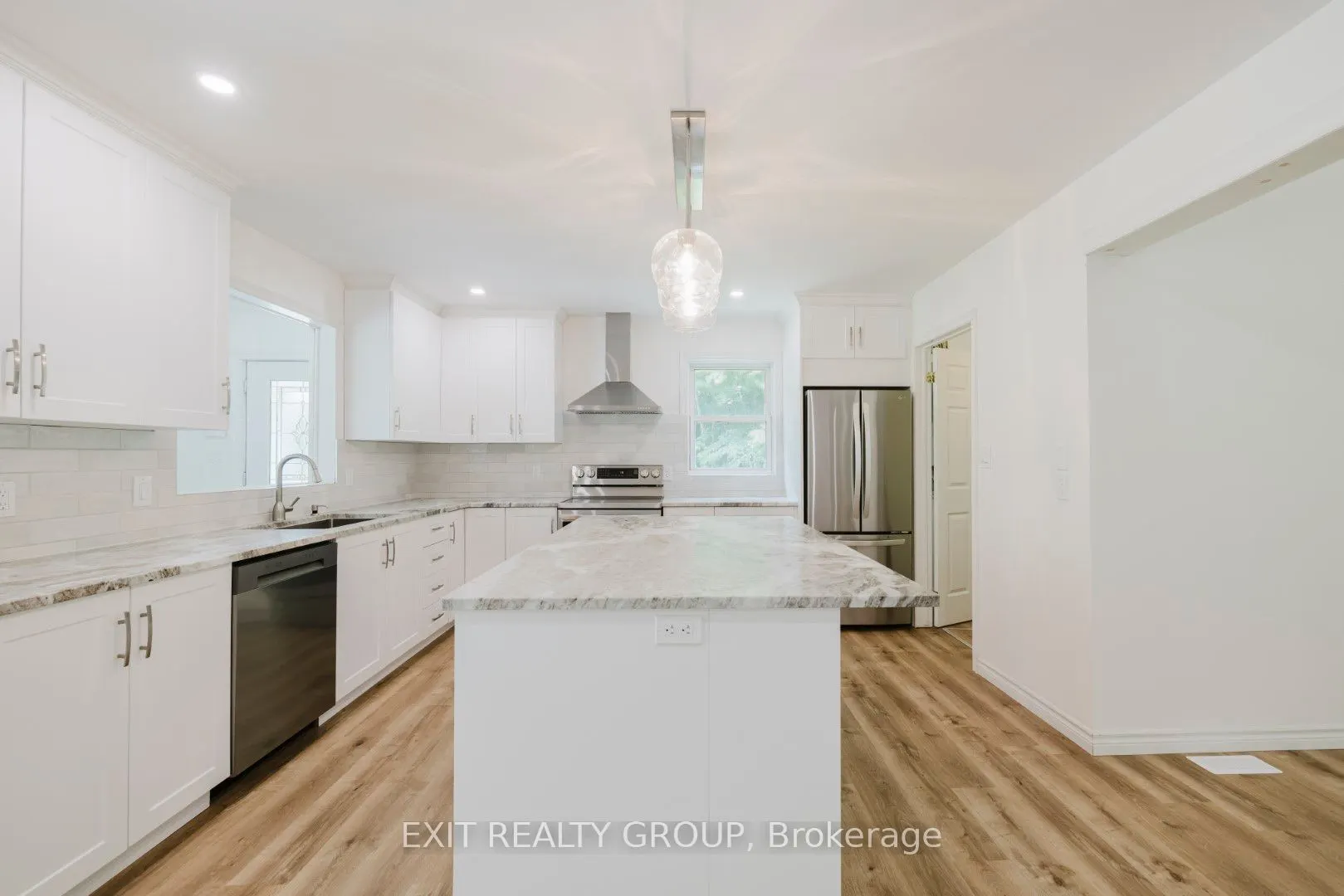 461 Douglas Road