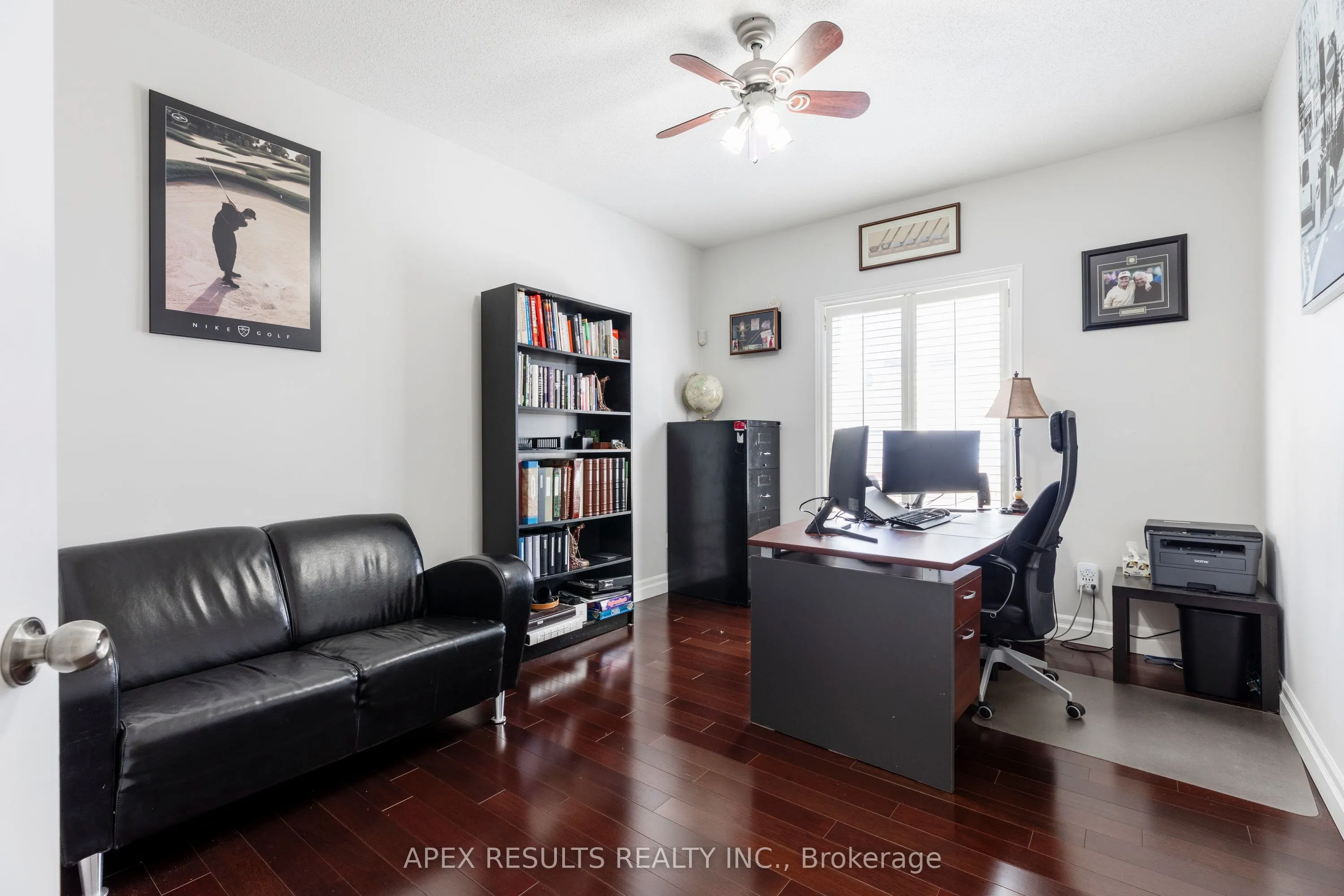 98 STONEHENGE Drive