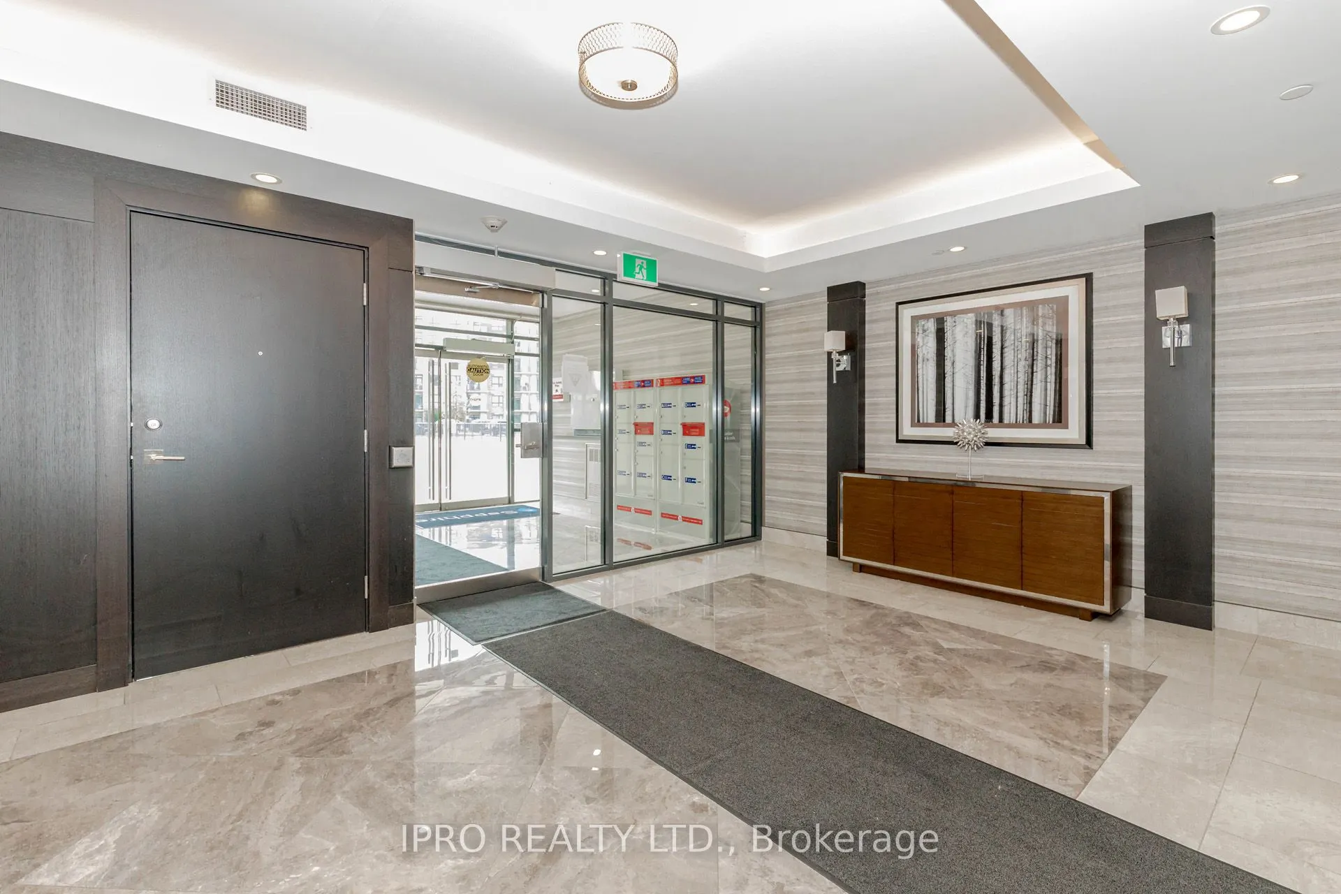 101 Shoreview Place, #326
