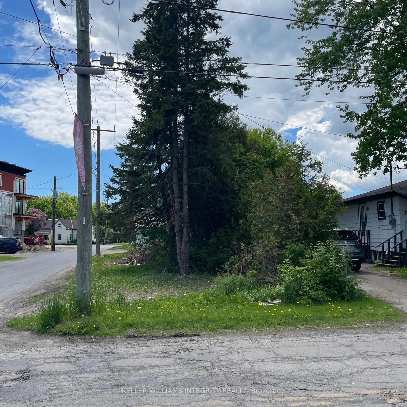 403 Rideau Street