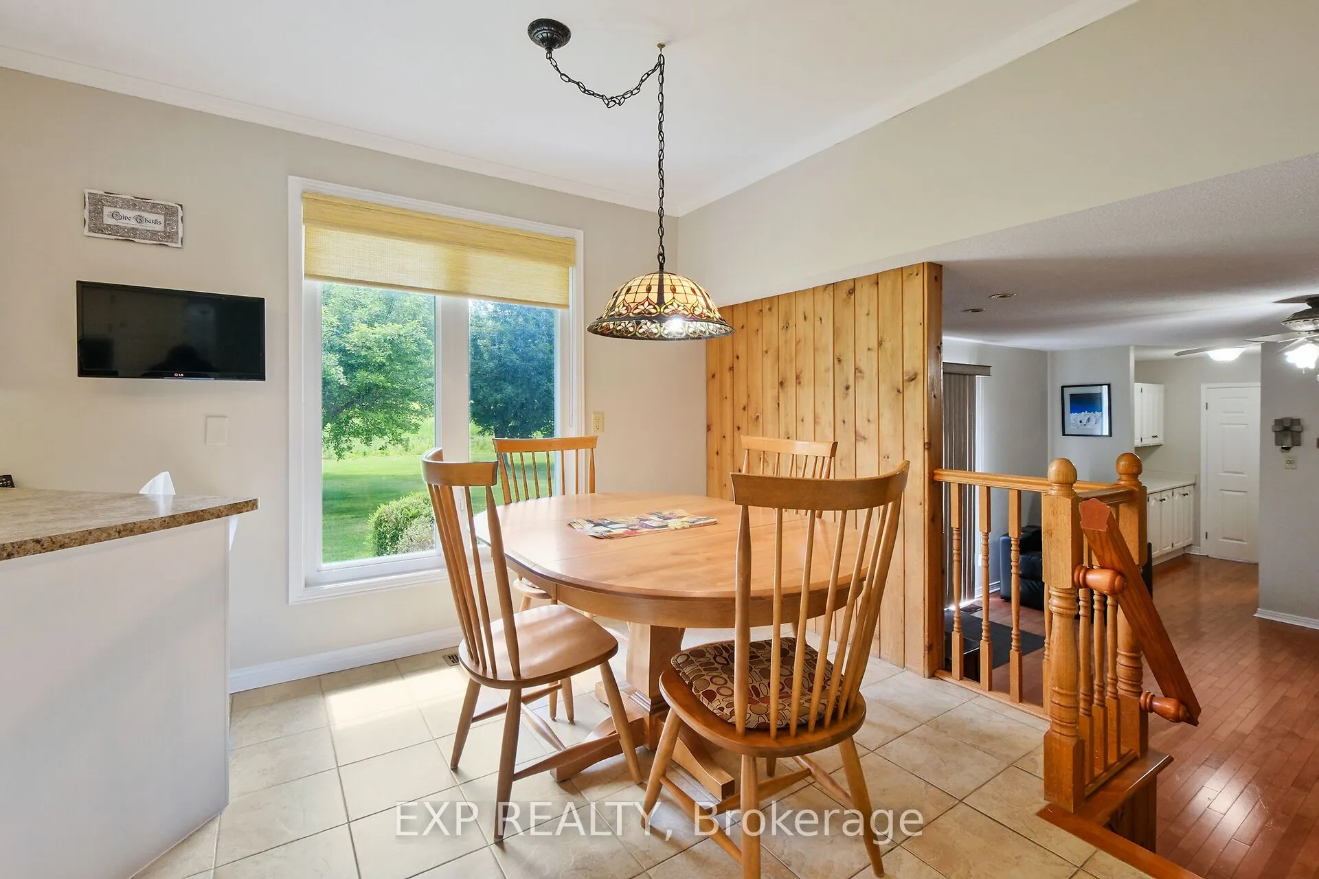 1376 MacDonald Road