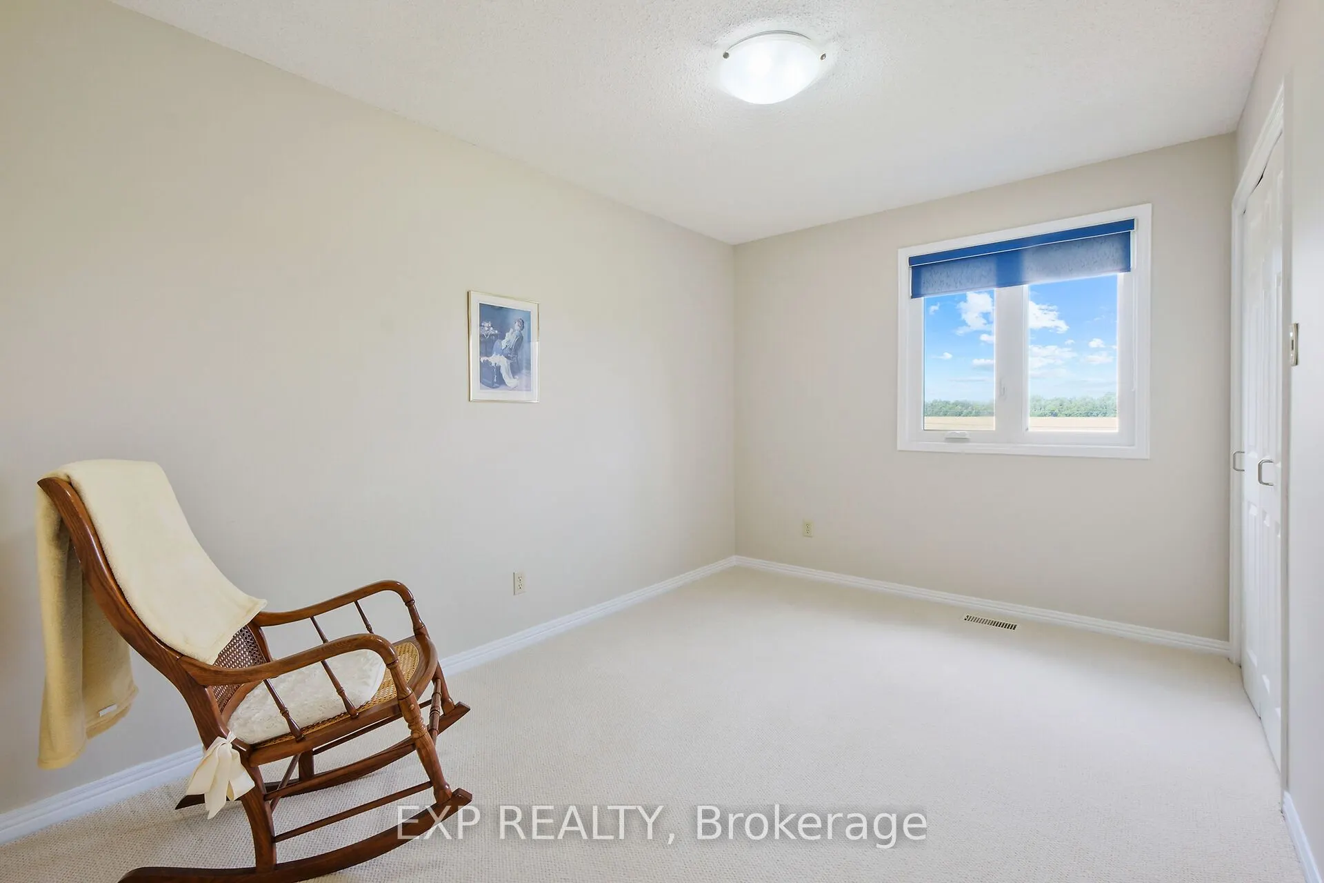 1376 MacDonald Road