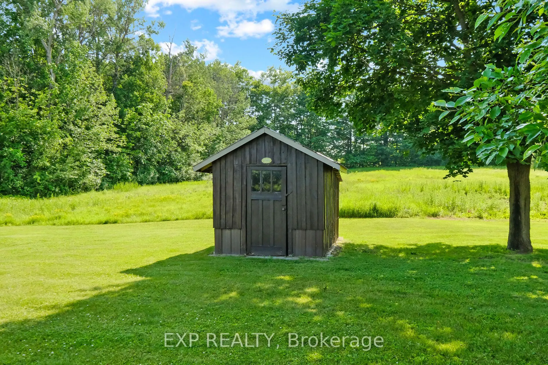 1376 MacDonald Road