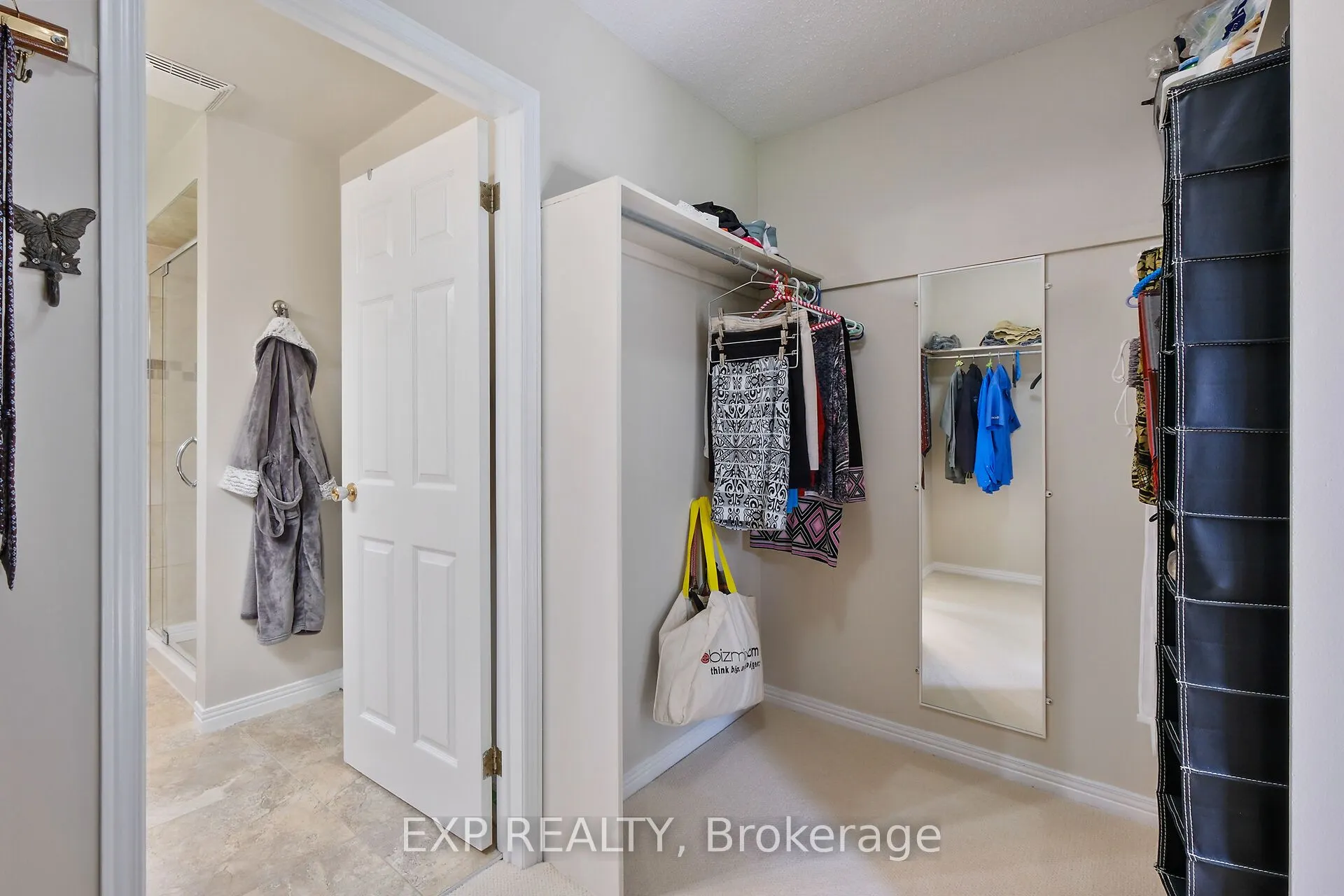 1376 MacDonald Road