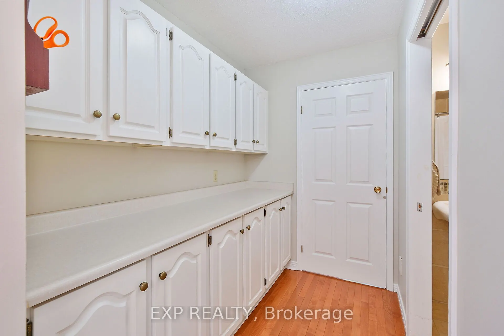 1376 MacDonald Road