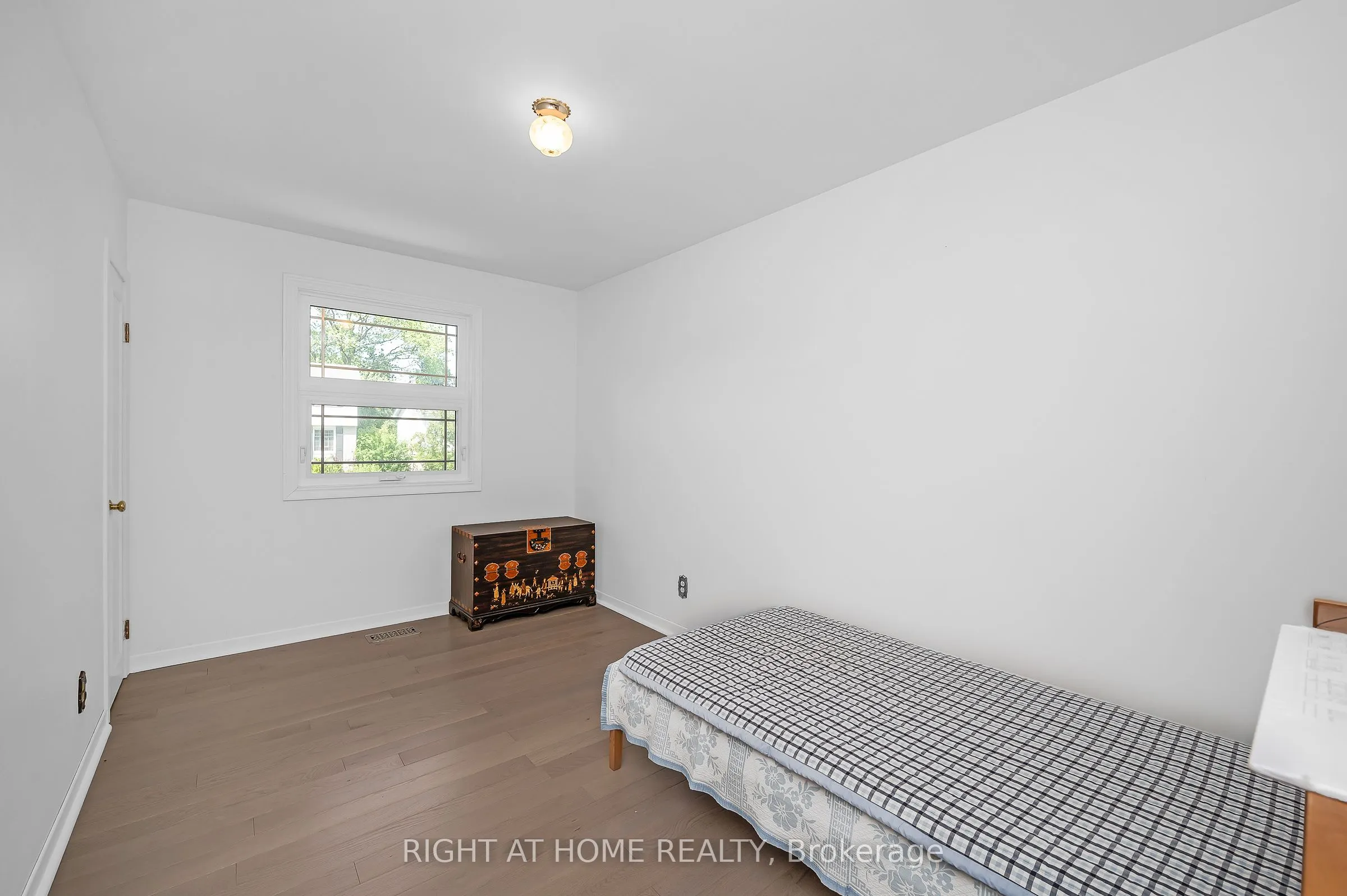 85 Robinhood Drive