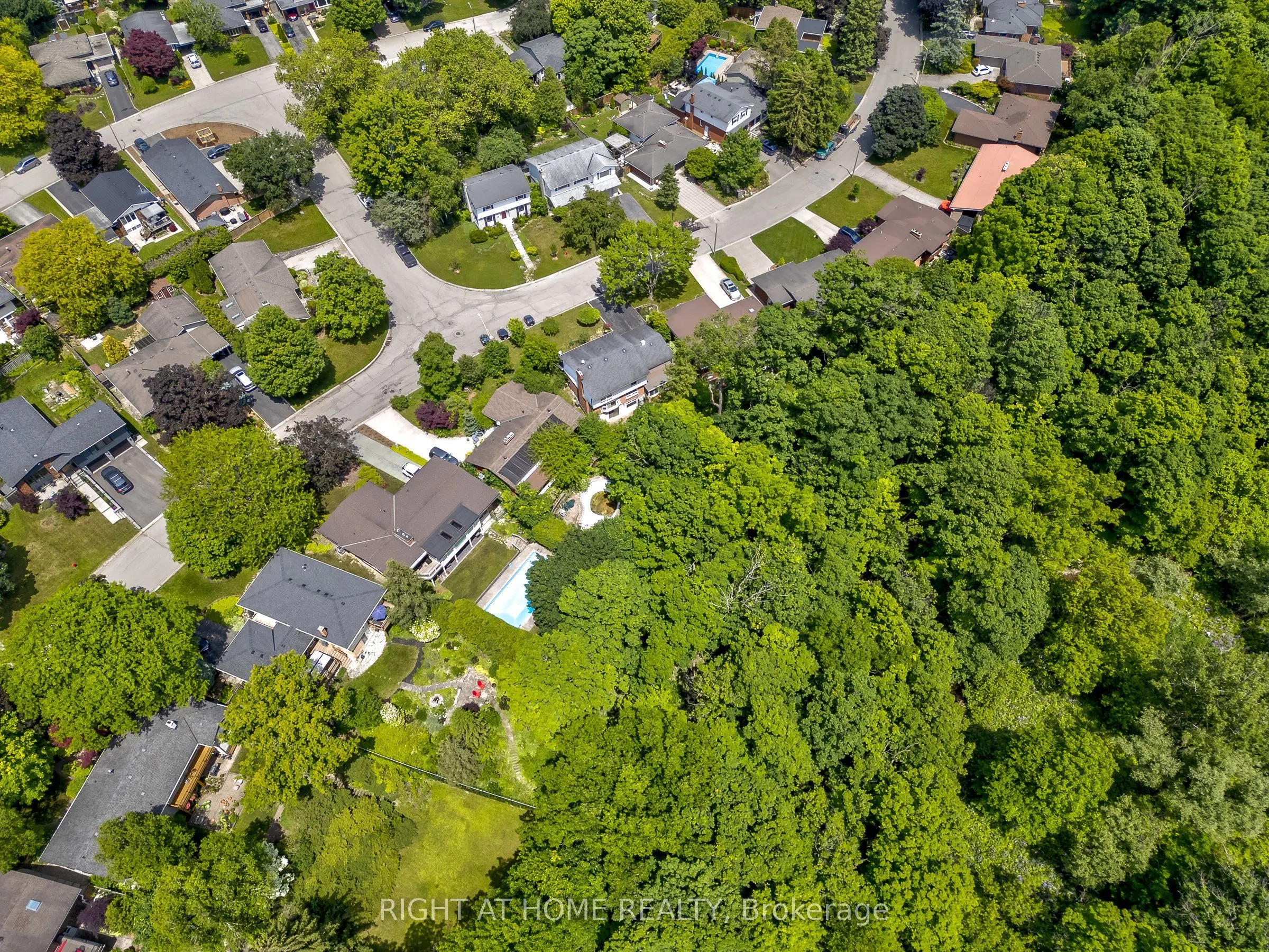 85 Robinhood Drive