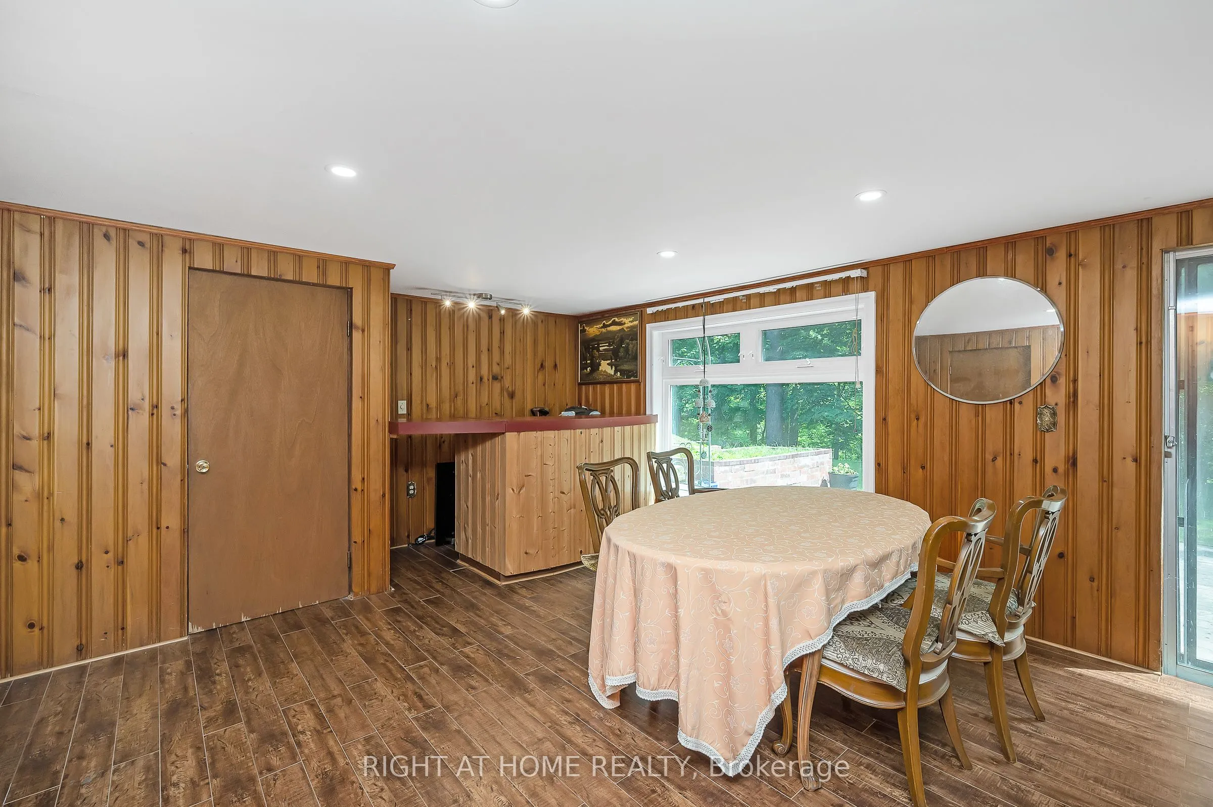 85 Robinhood Drive