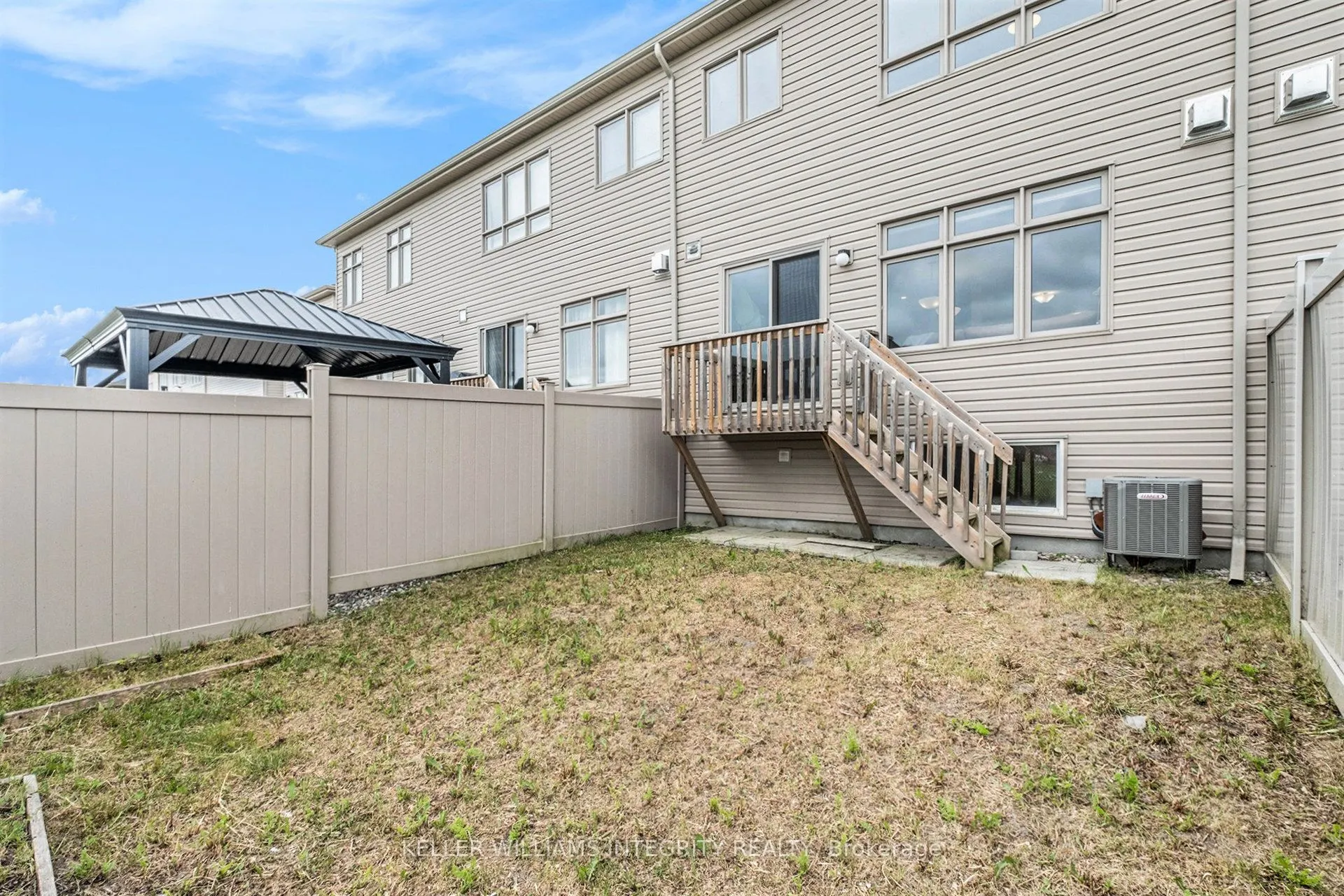 305 Lipizzaner Street