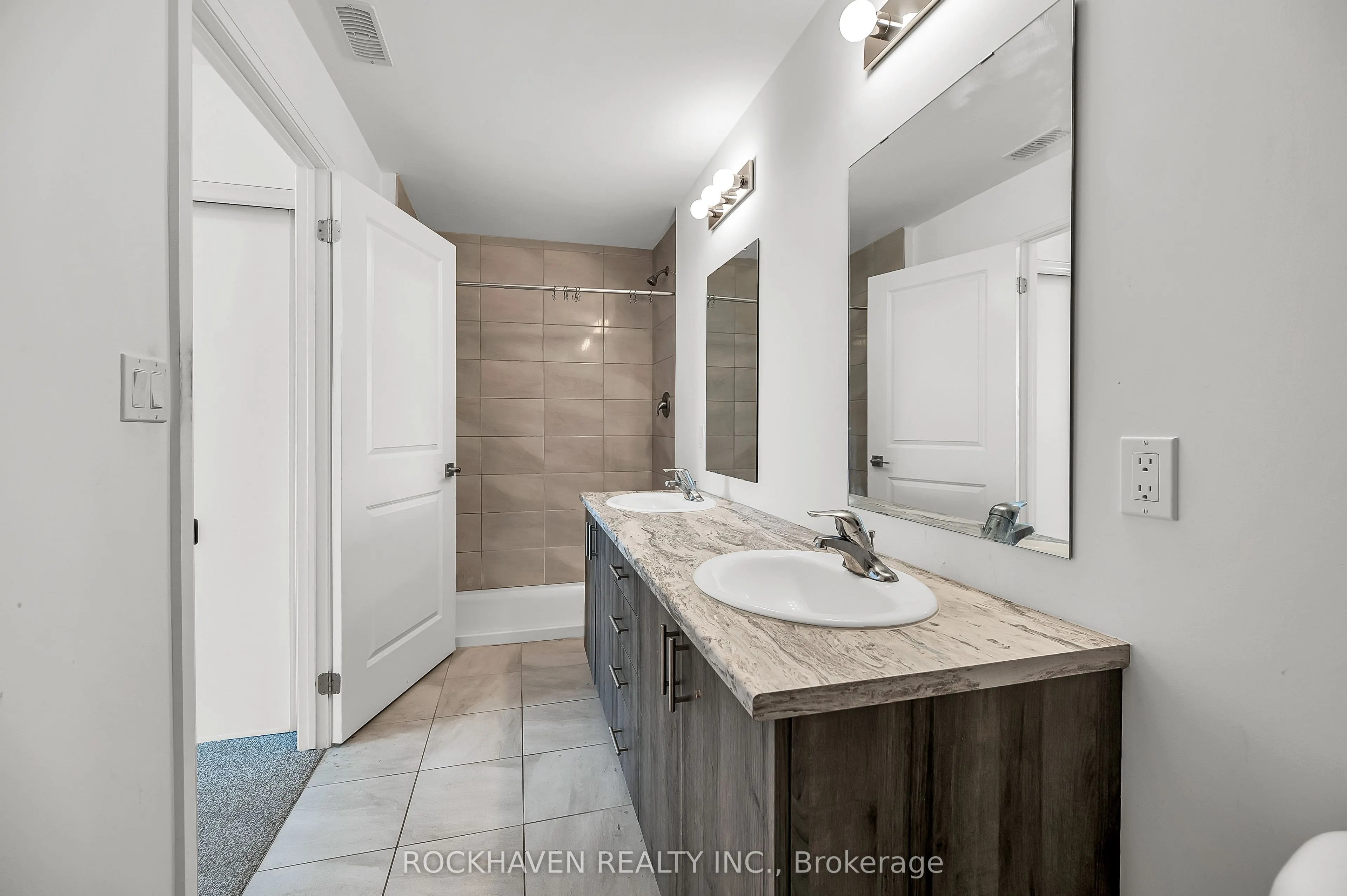 5 Hamilton Street N, #513