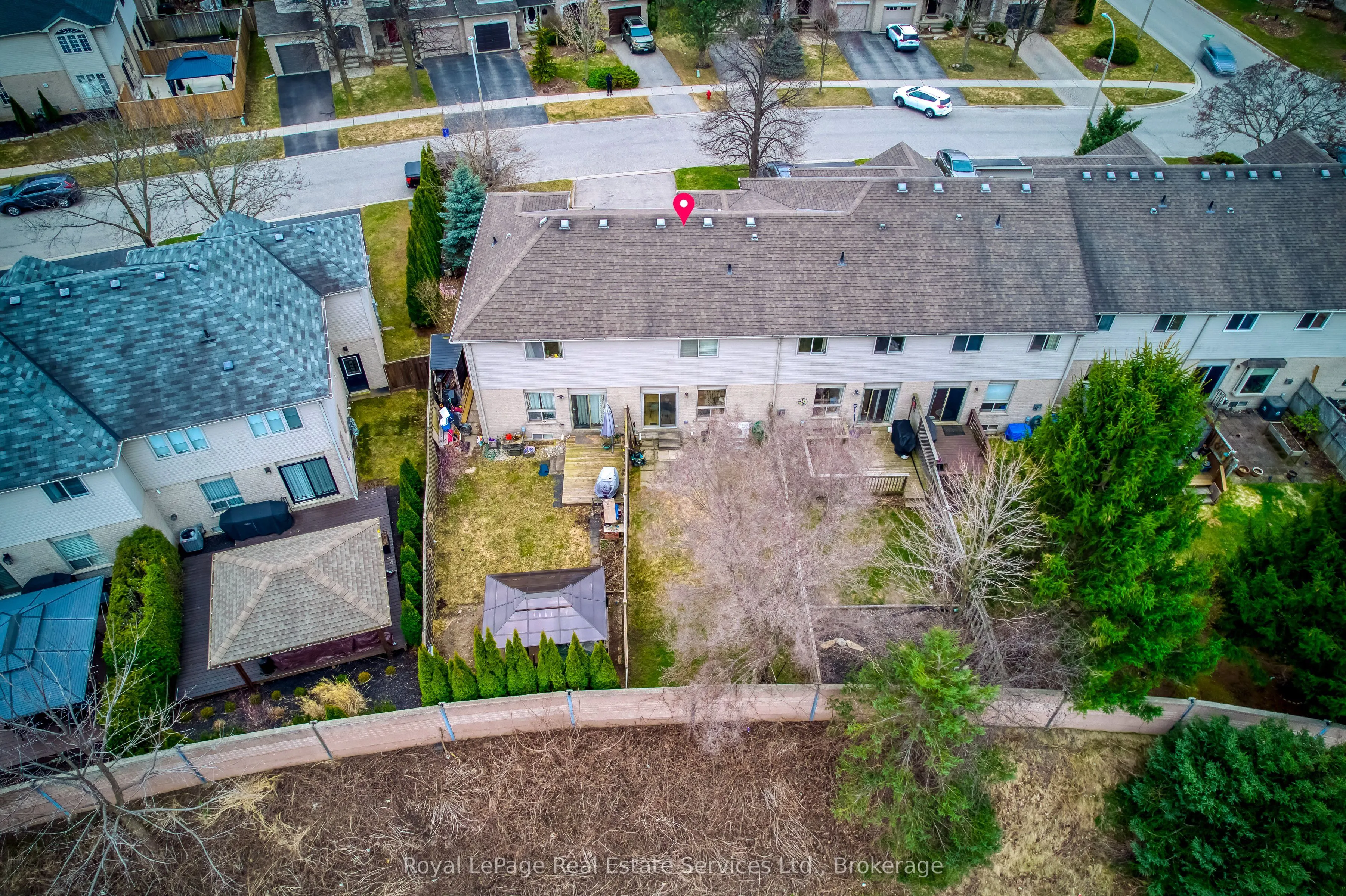 39 Foxborough Drive