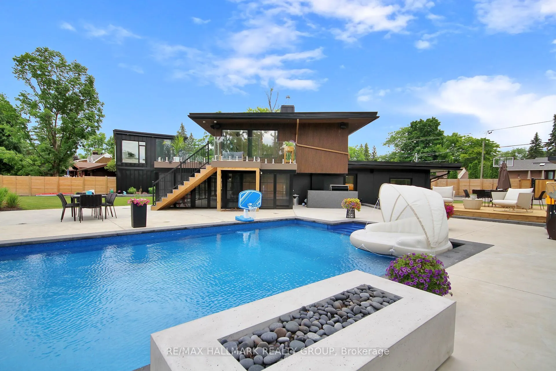 227 Grandview Road
