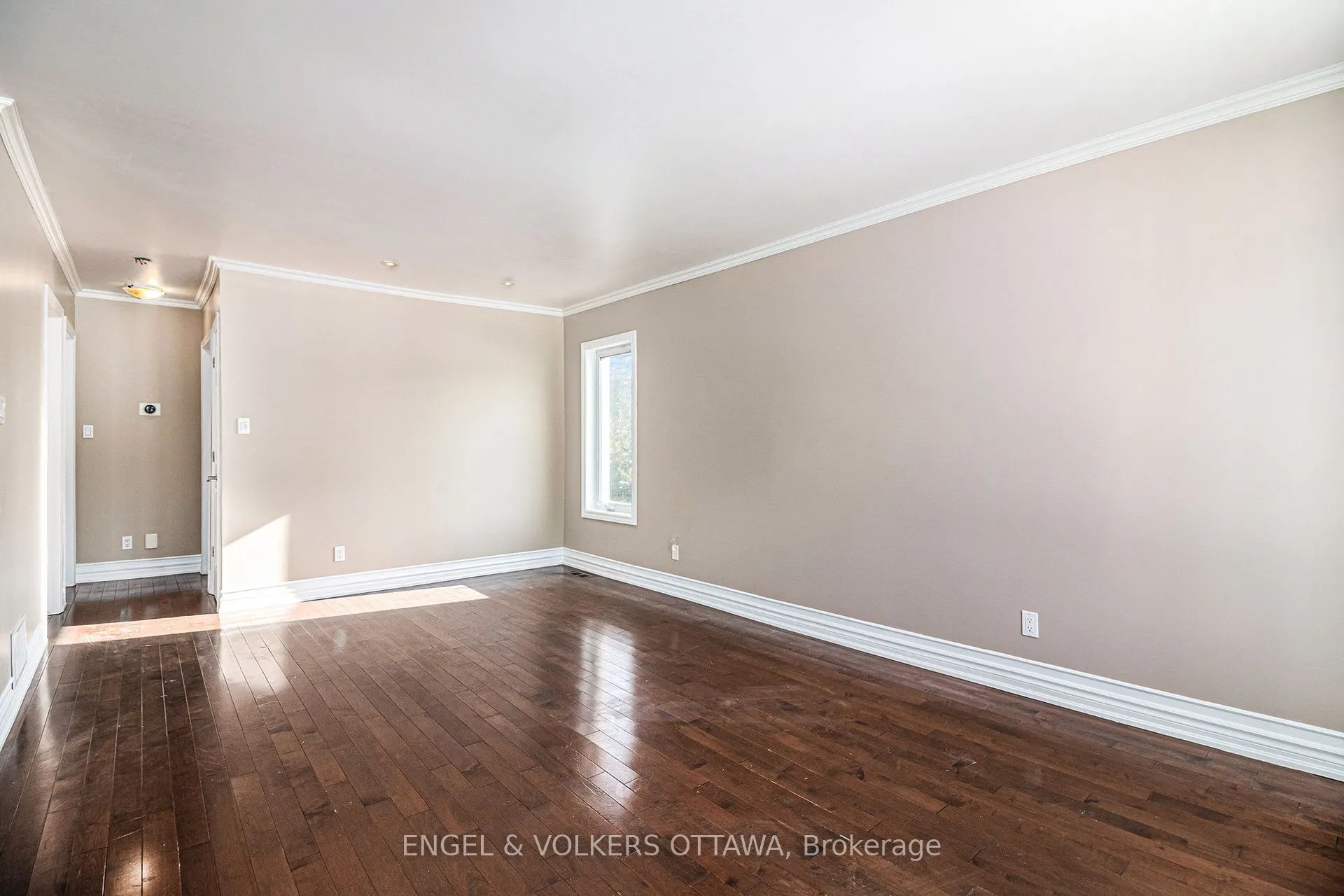 1095 Morin Road