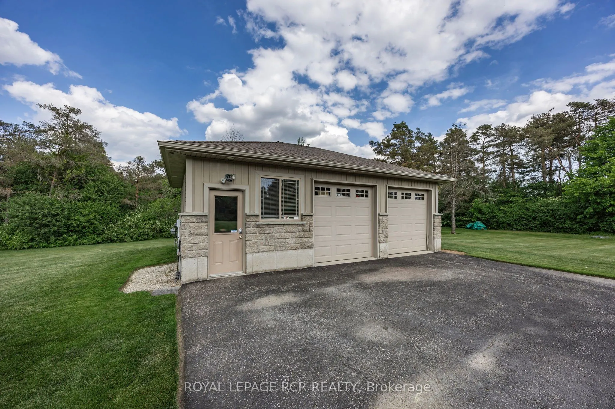 245327 5th Side Road