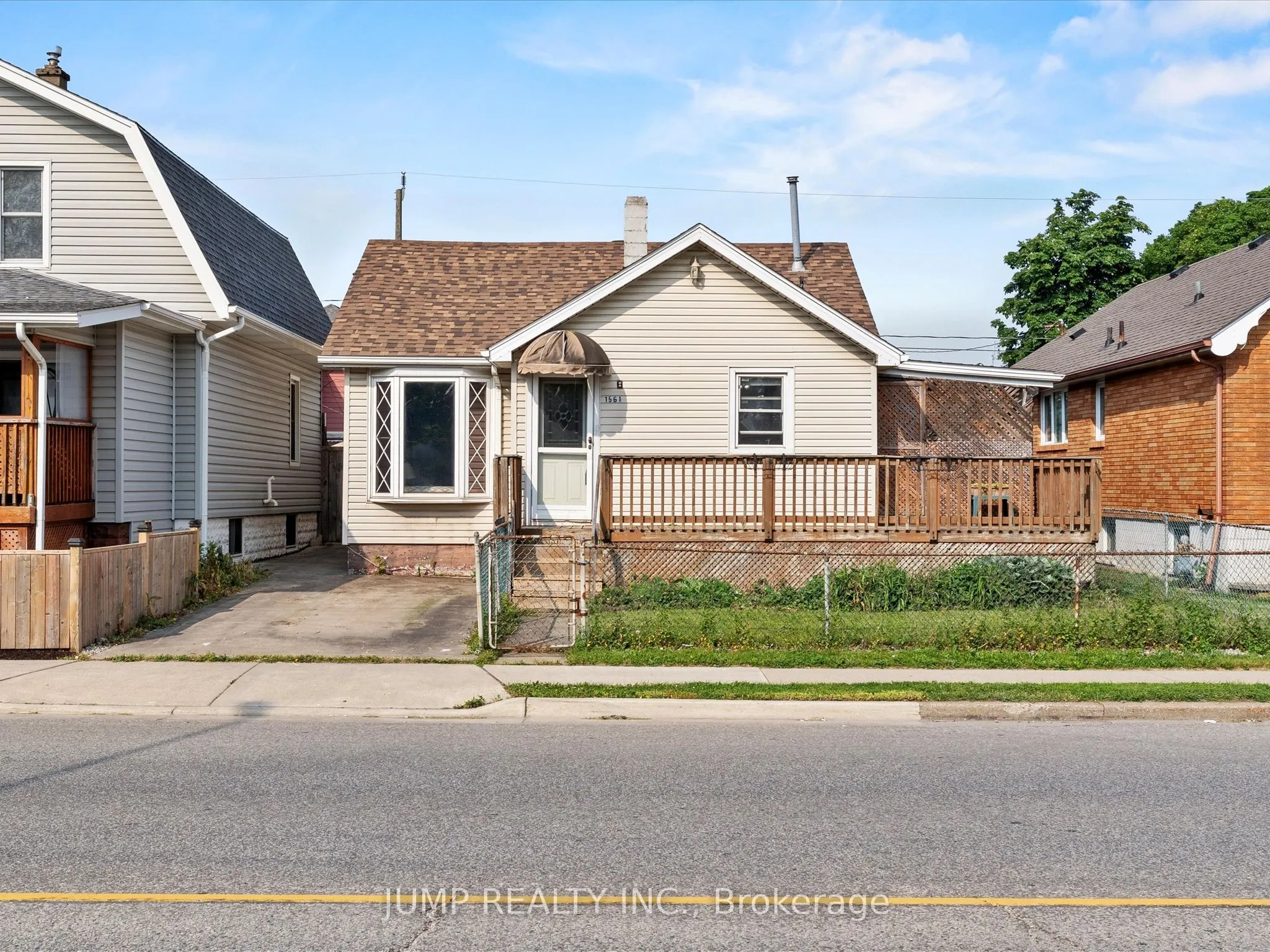 1561 Drouillard Road