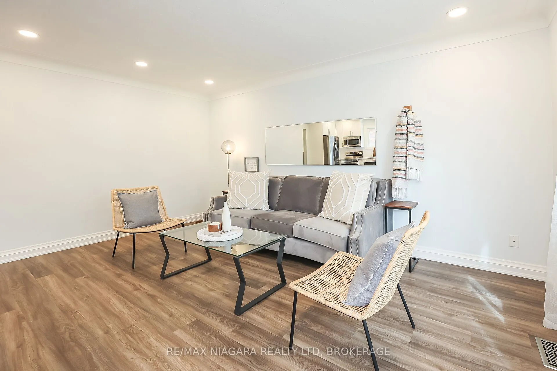 261 Vine Street