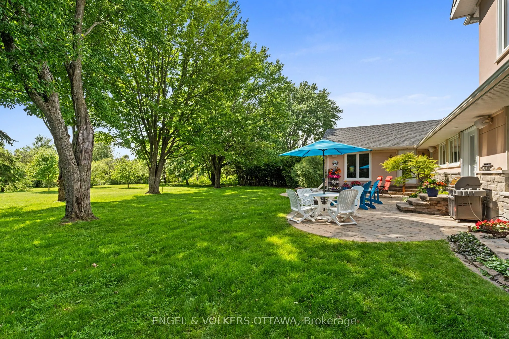 24 Doris Avenue