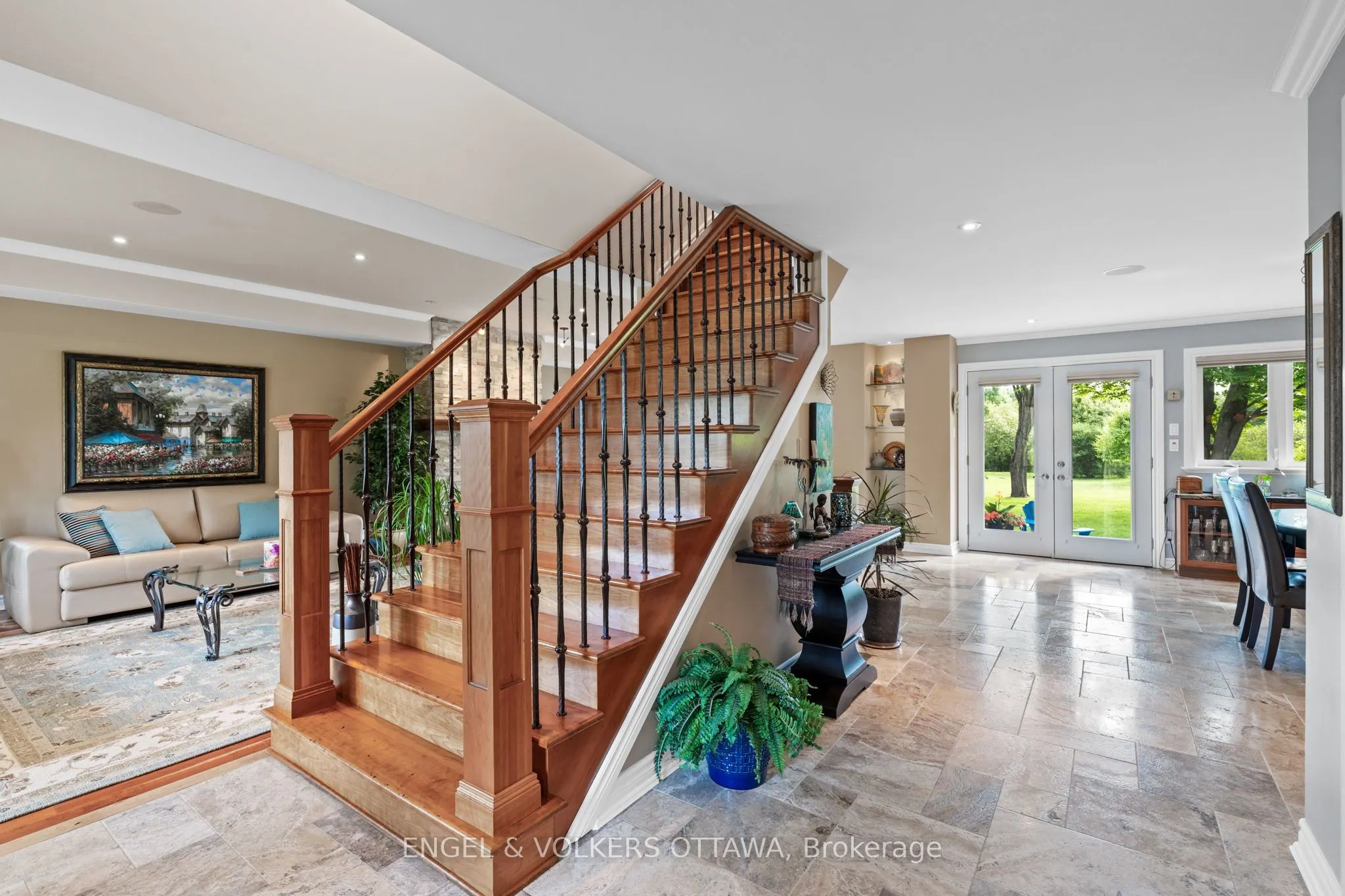 24 Doris Avenue