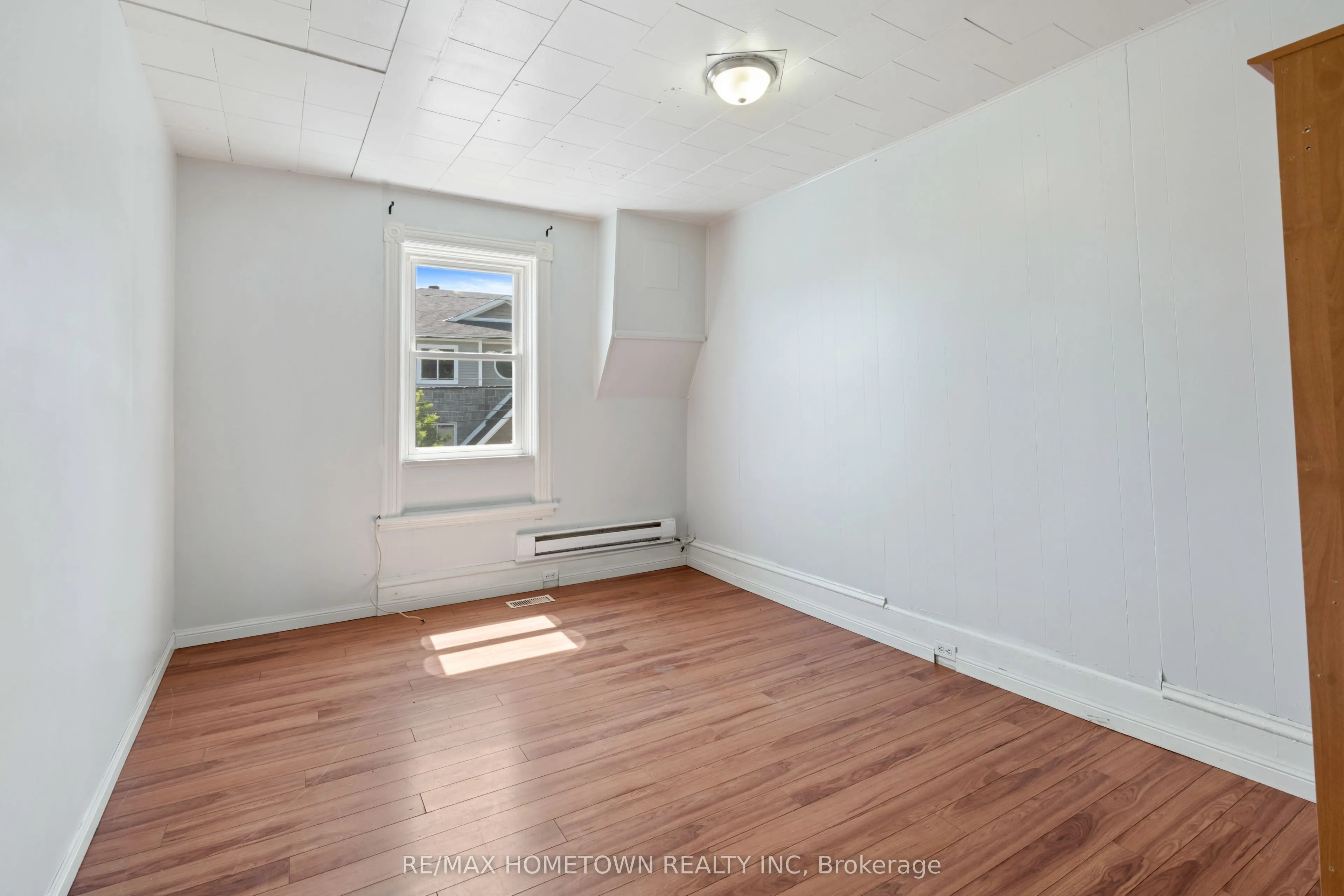 256 Ann Street
