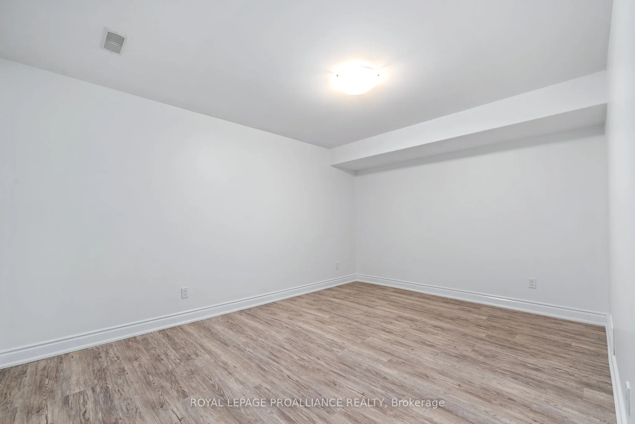 12 Dorman Street