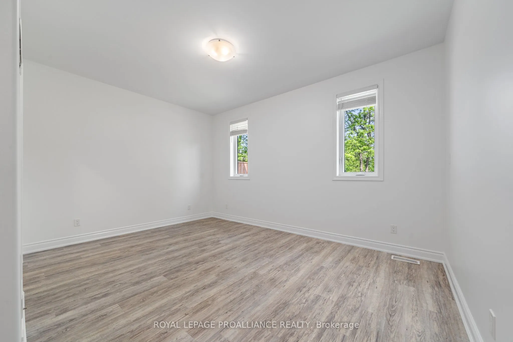 12 Dorman Street