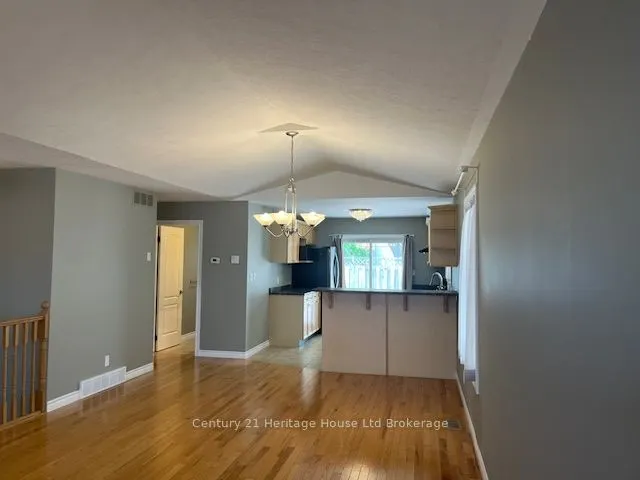 15 Landon Avenue