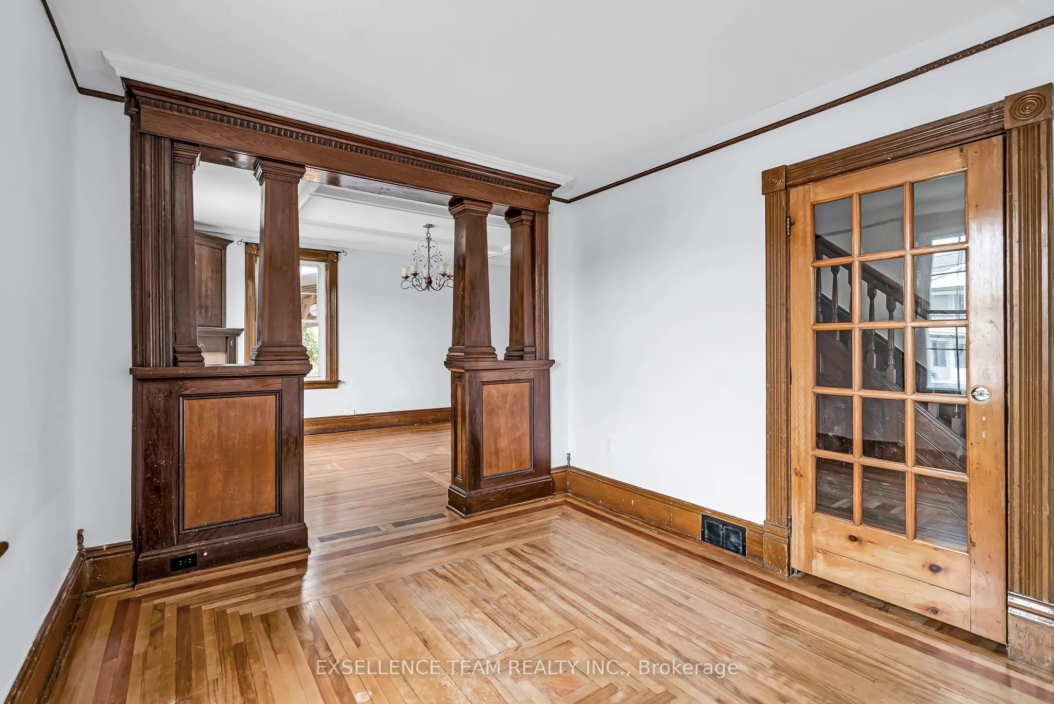 303 Fifth Street E