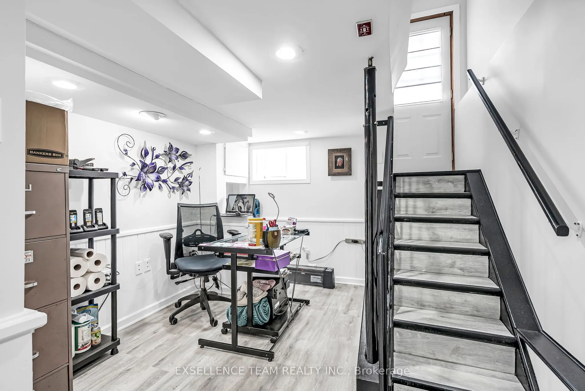 303 Fifth Street E