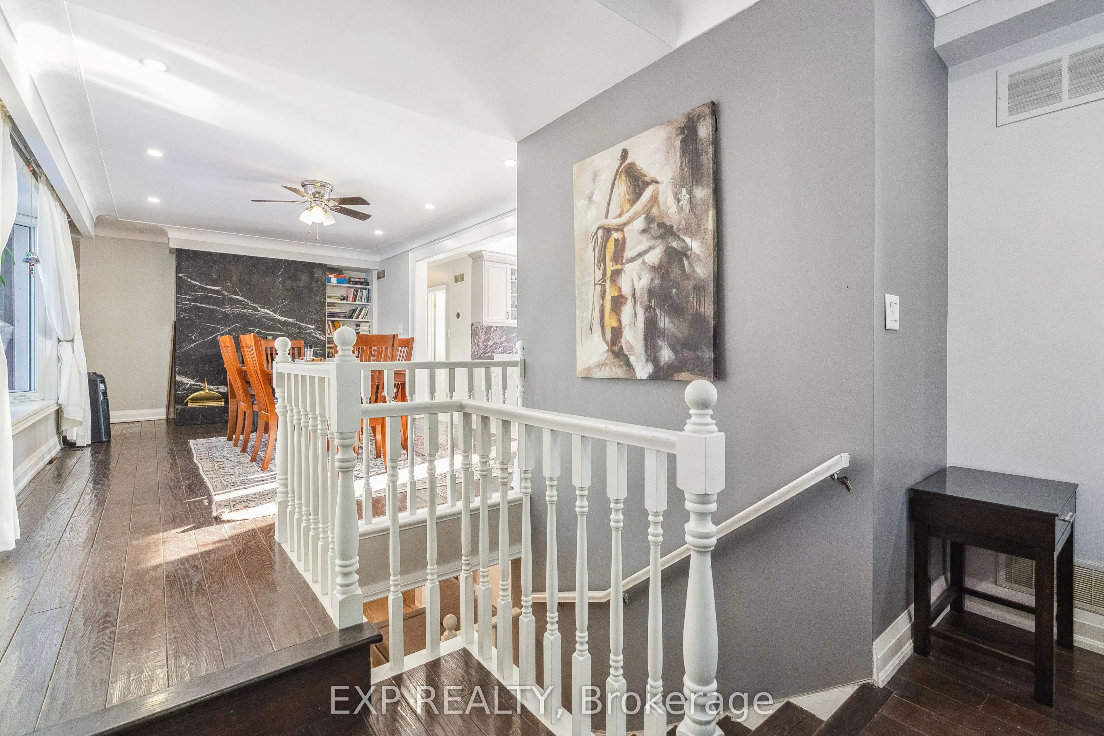 858 trinity Road S