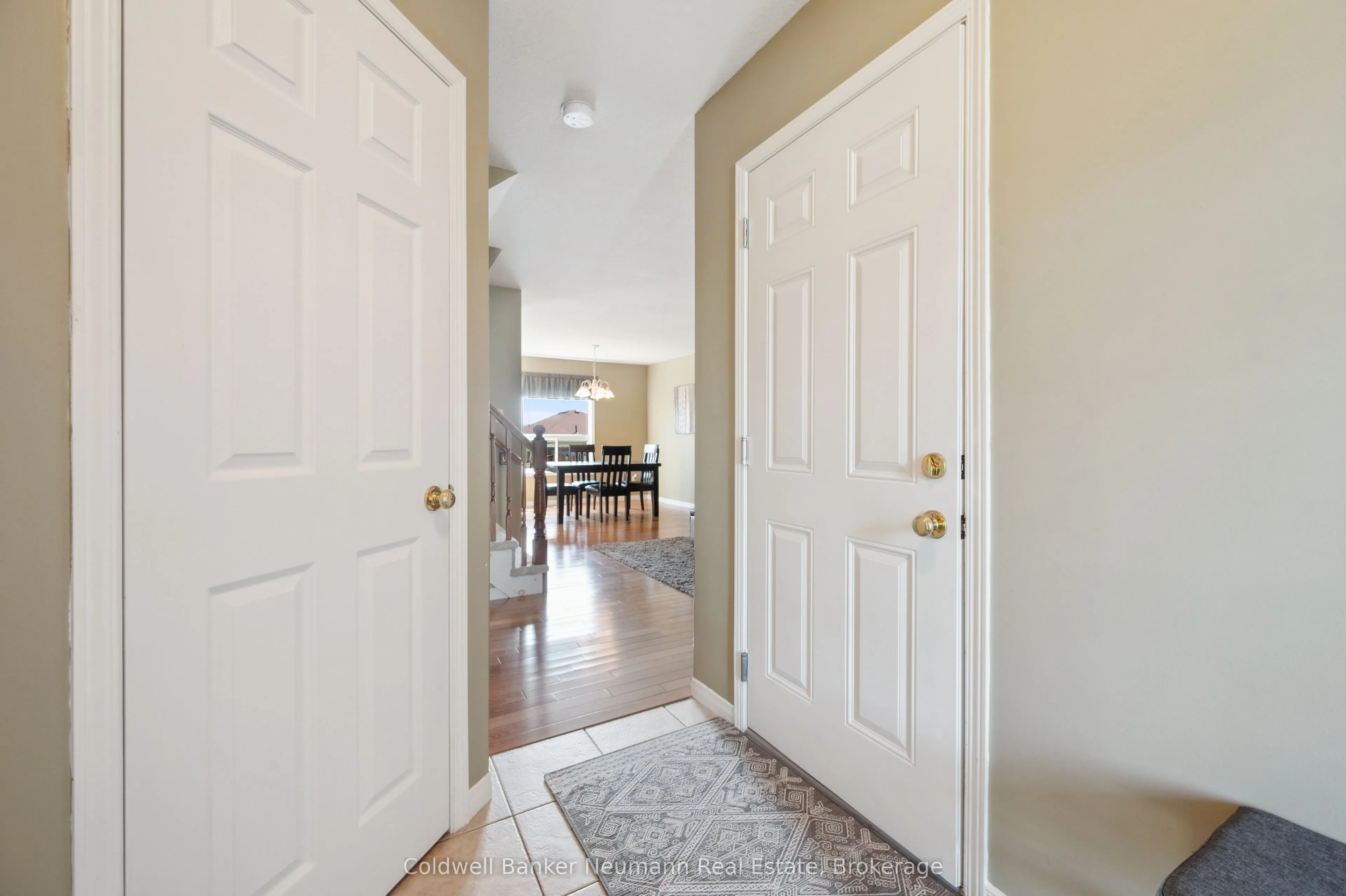 60 Hasler Crescent
