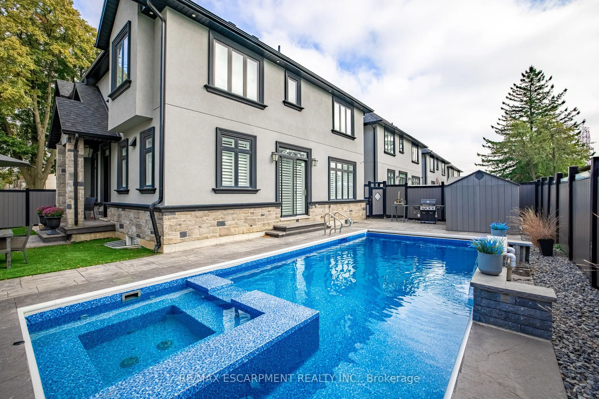 4 Lockman Drive