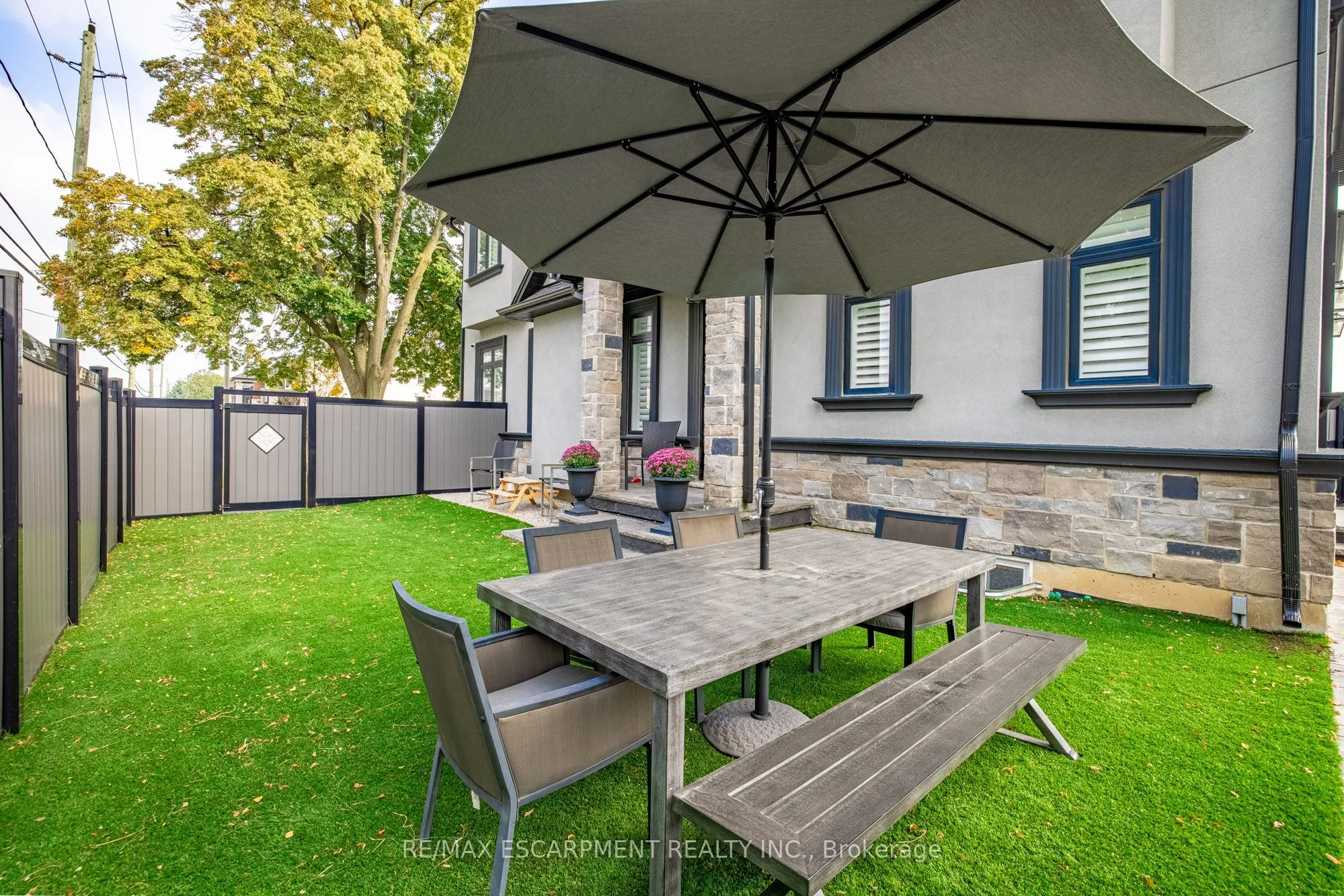 4 Lockman Drive