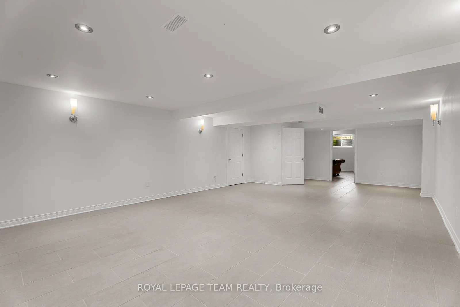 33 Valencia Street