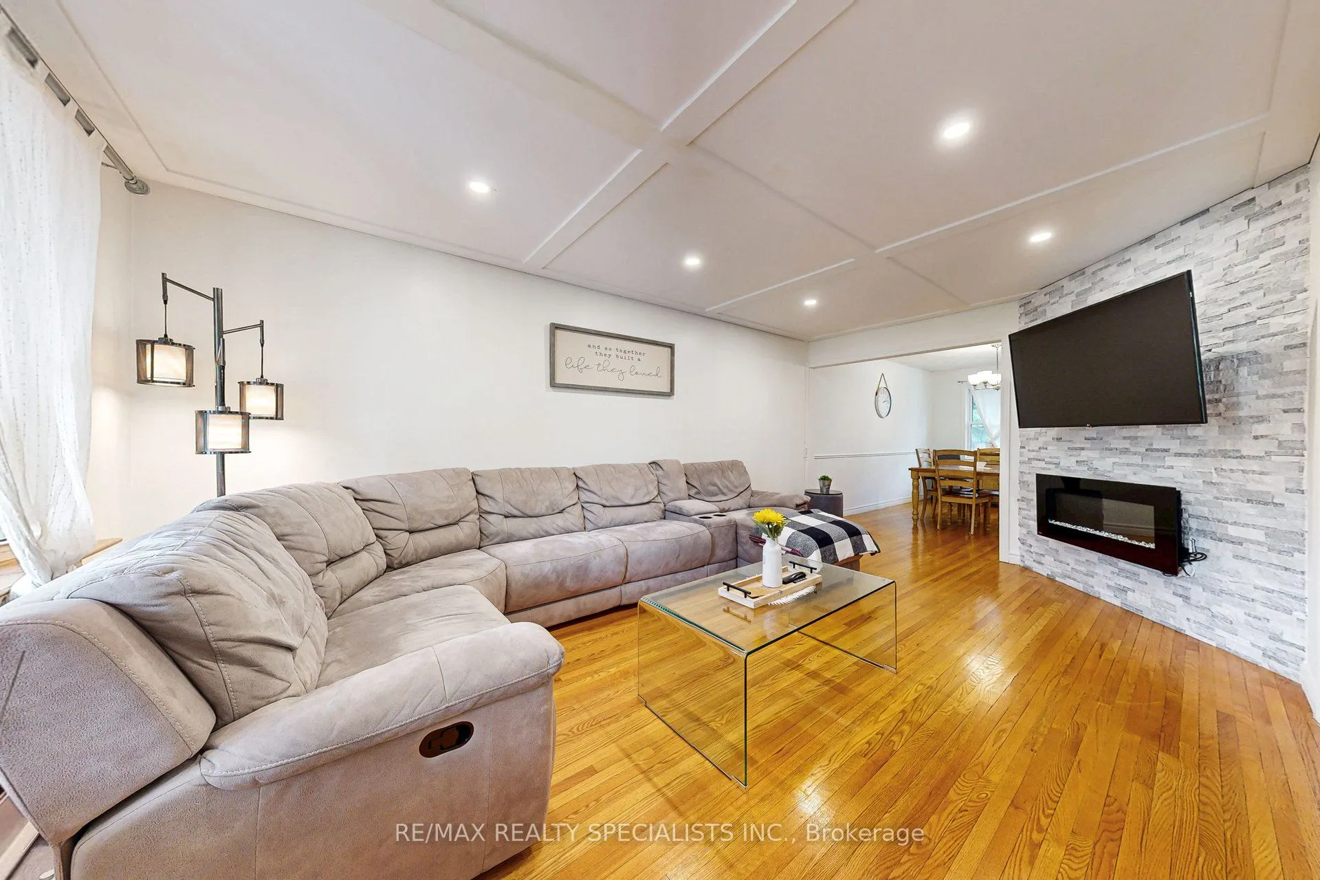 99 Pinnacle Drive