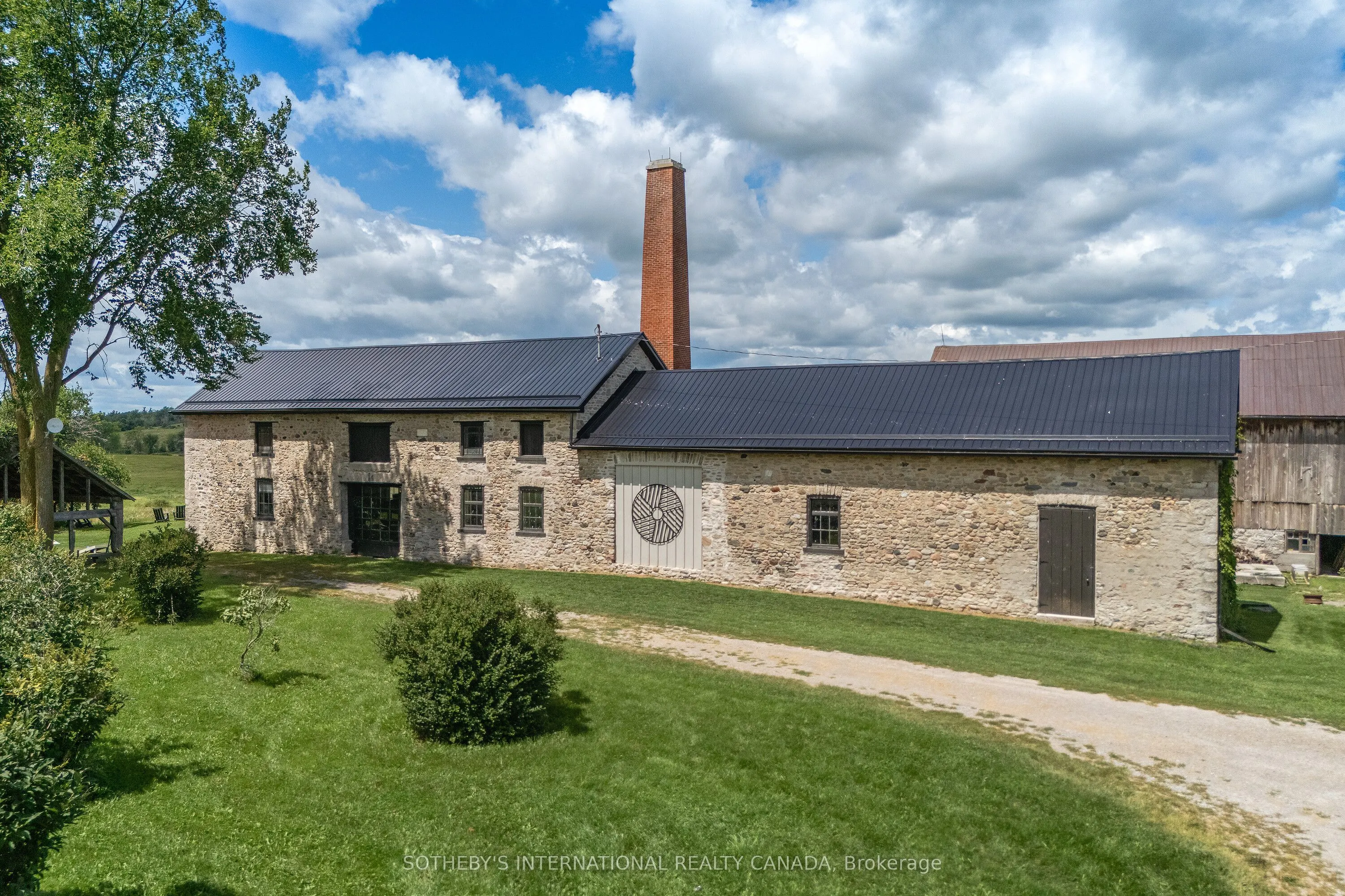 2445 County 8 Road