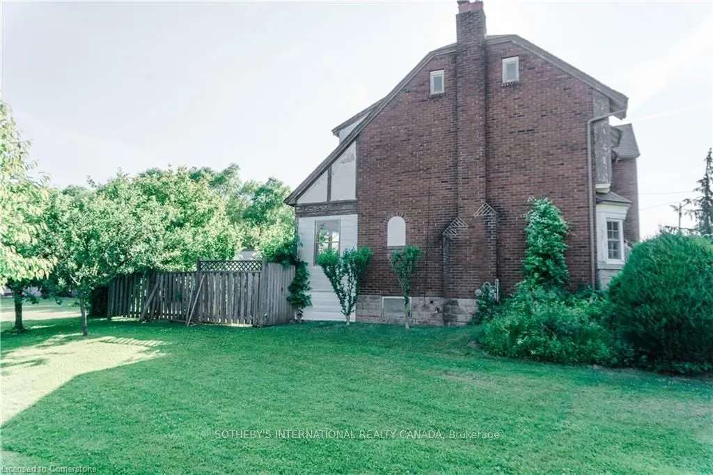 356 King Street E