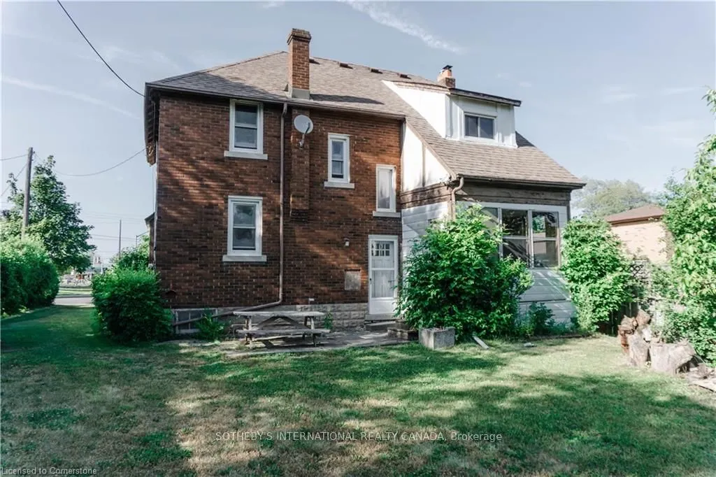 356 King Street E