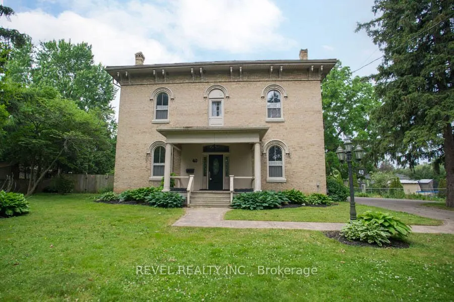 40 Oakhill Drive