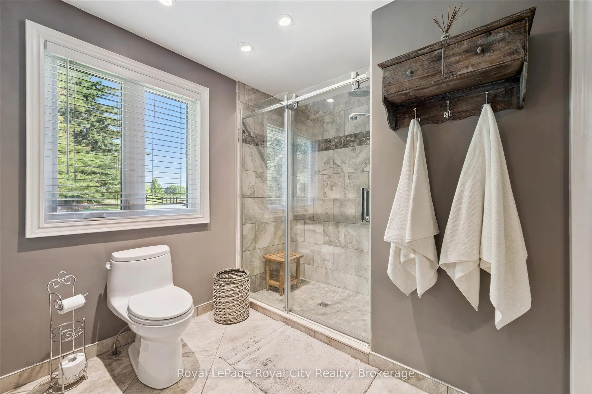 5072 Wellington  32 Road